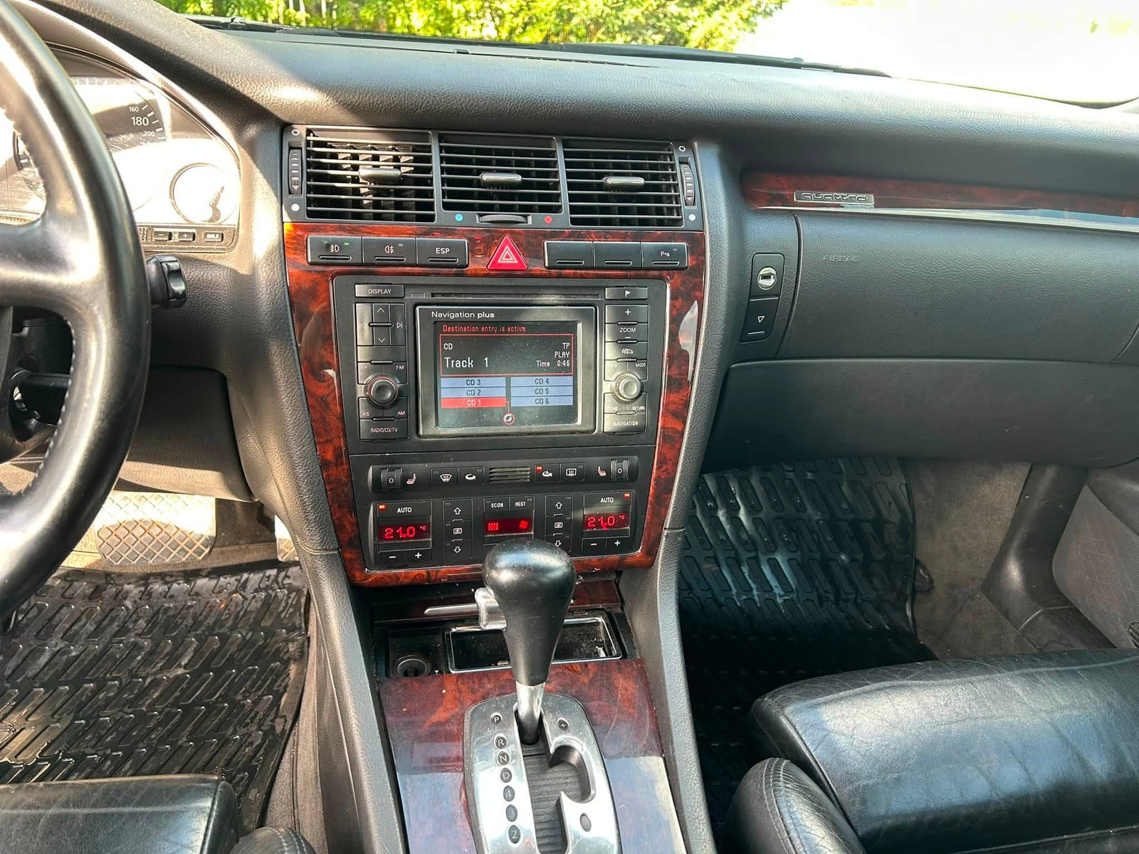 Audi A8 3.3 TDI quattro Automatic, 5-trins, 224ps, 2001