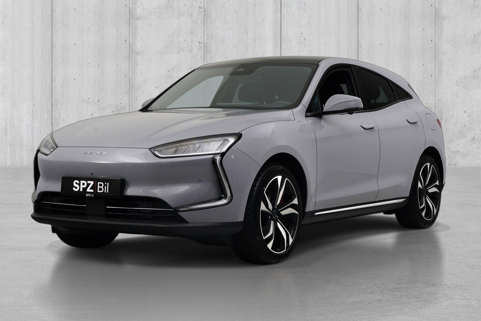 Seres 5 80 kWh AWD, 487ps, 2026