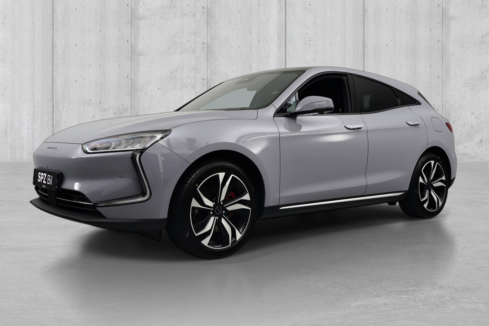 Seres 5 80 kWh AWD, 487ps, 2026