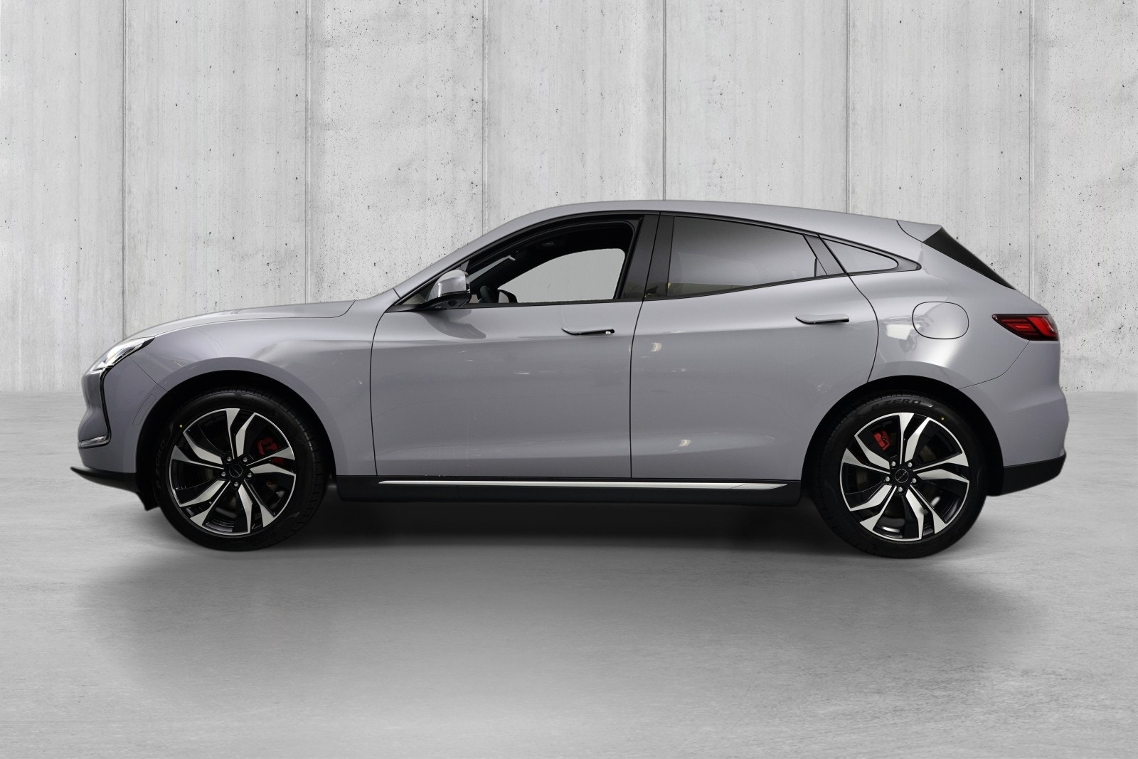 Seres 5 80 kWh AWD, 487ps, 2026