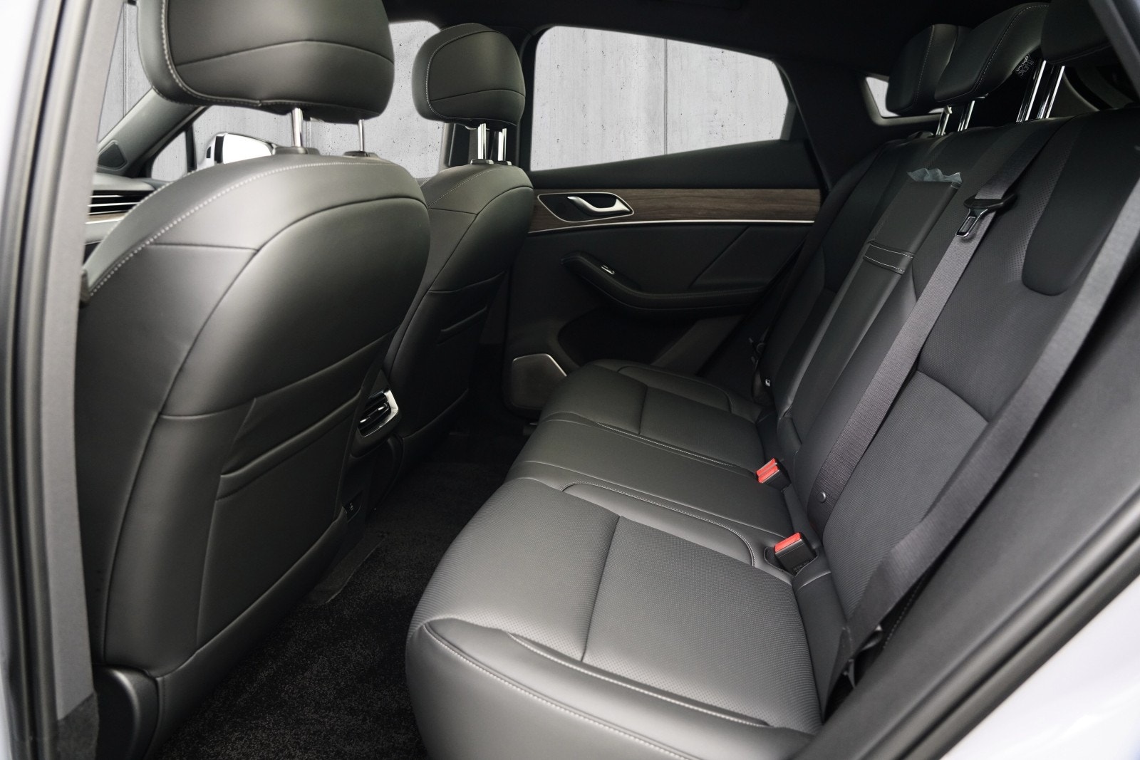 Seres 5 80 kWh AWD, 487ps, 2026