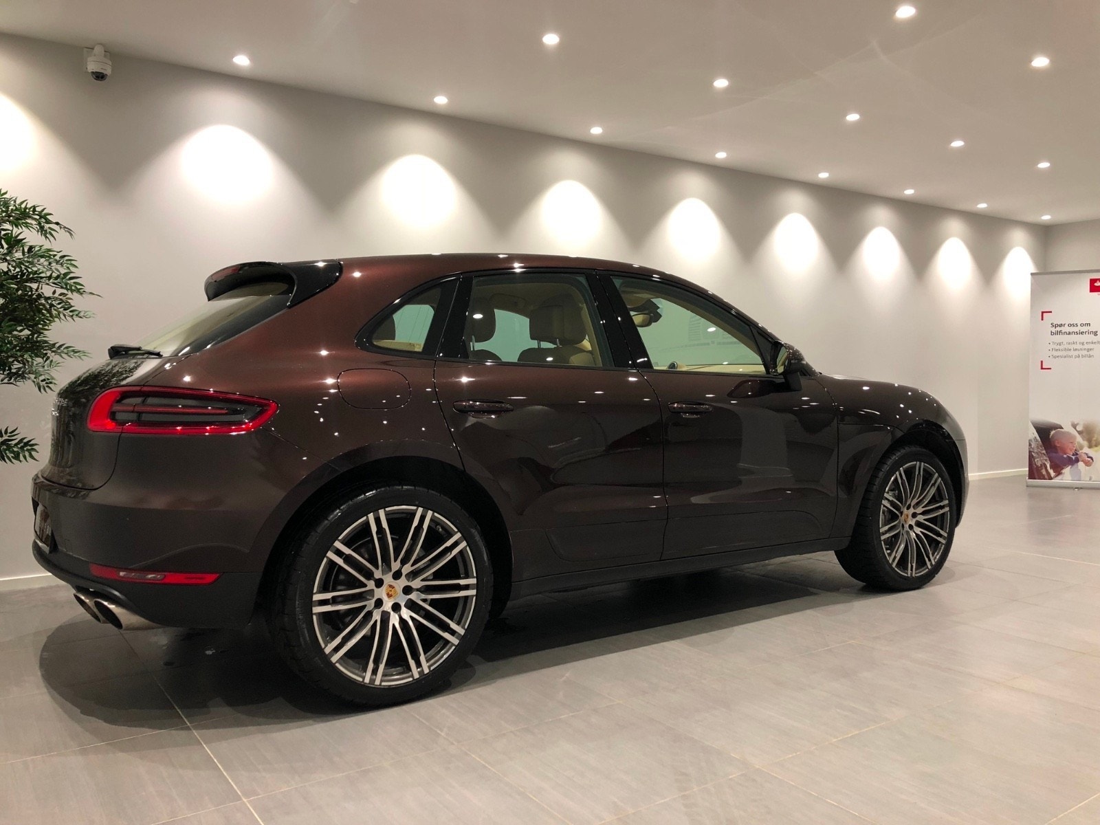 Porsche Macan S PDK, 7-trins, 340ps, 2015