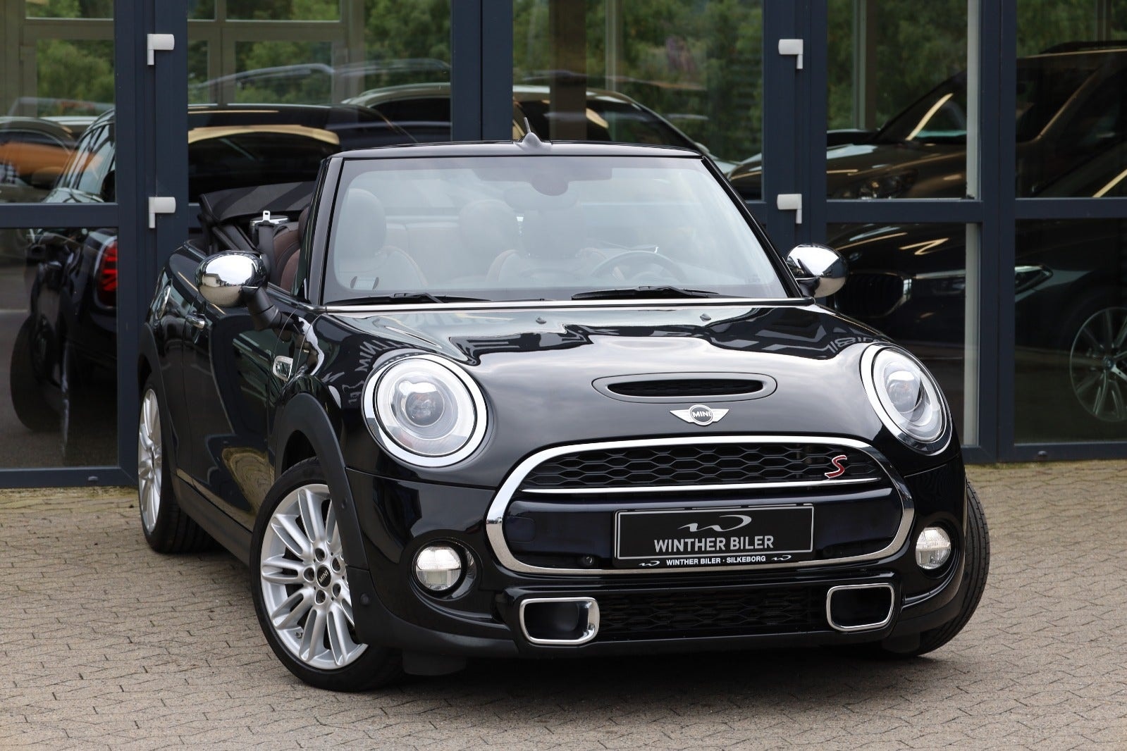 MINI Cooper S Convertible Automatisk, 6-trinn, 192hk, 2016