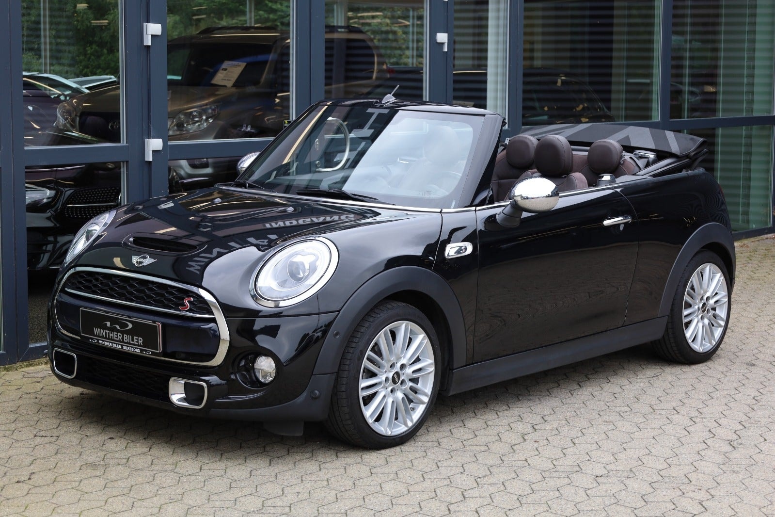 MINI Cooper S Convertible Automatisk, 6-trinn, 192hk, 2016