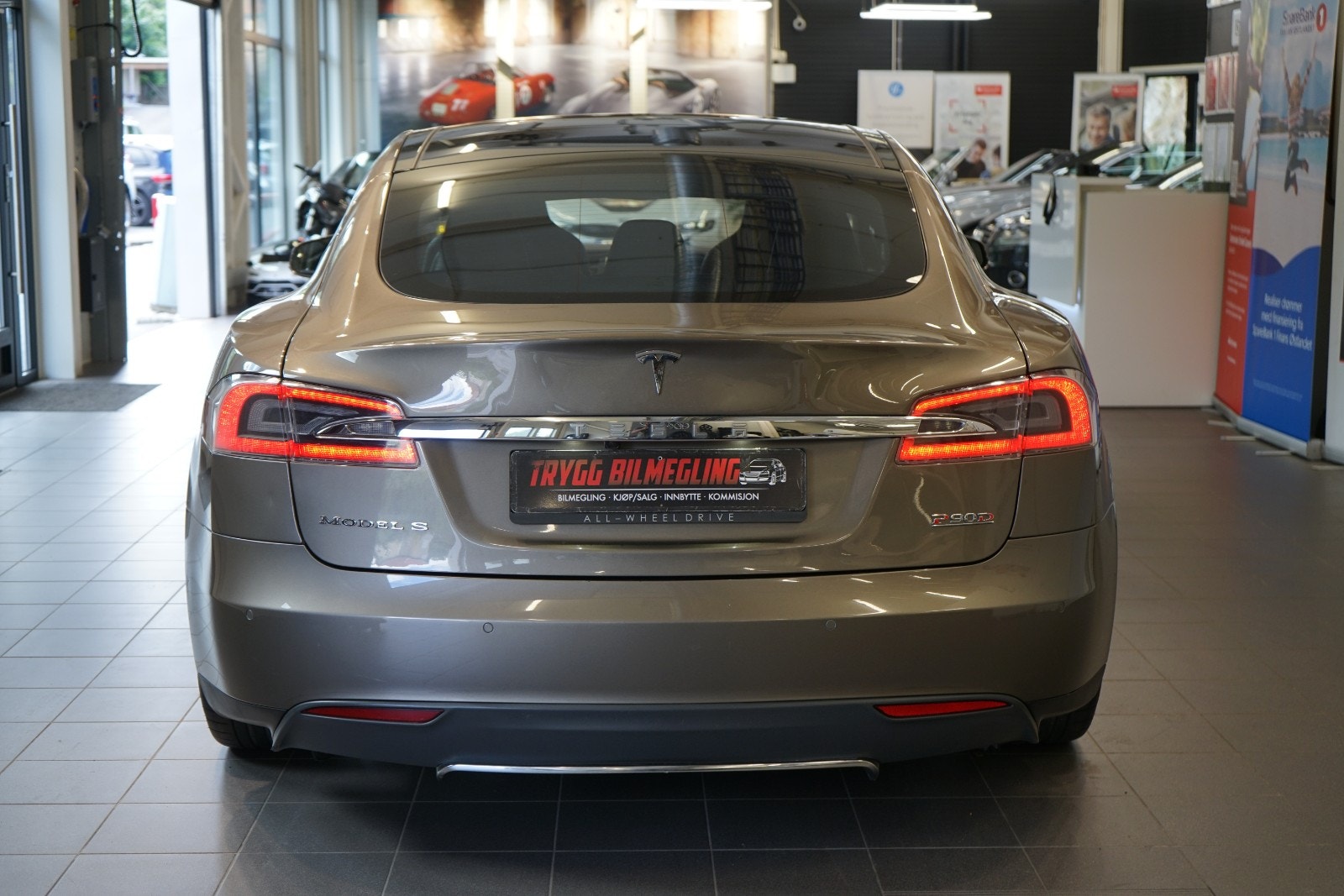 Tesla Model S P90D, 511hp, 2015