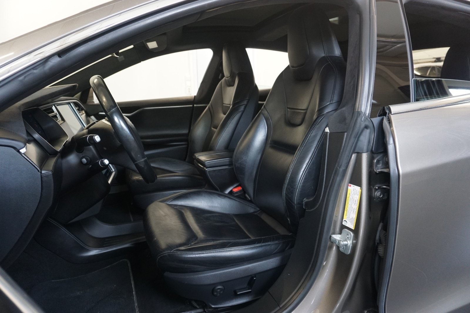 Tesla Model S P90D, 511hp, 2015