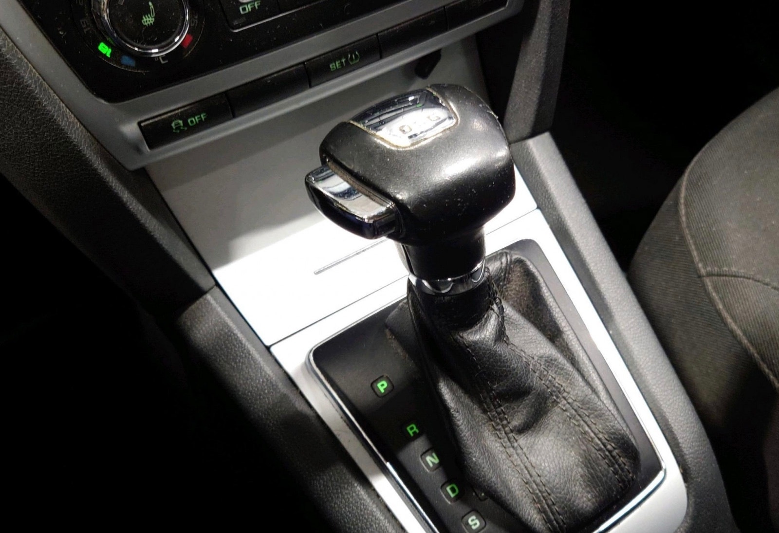 Škoda Octavia Combi 1.6 TDI DSG Sequential, 105hp, 2012