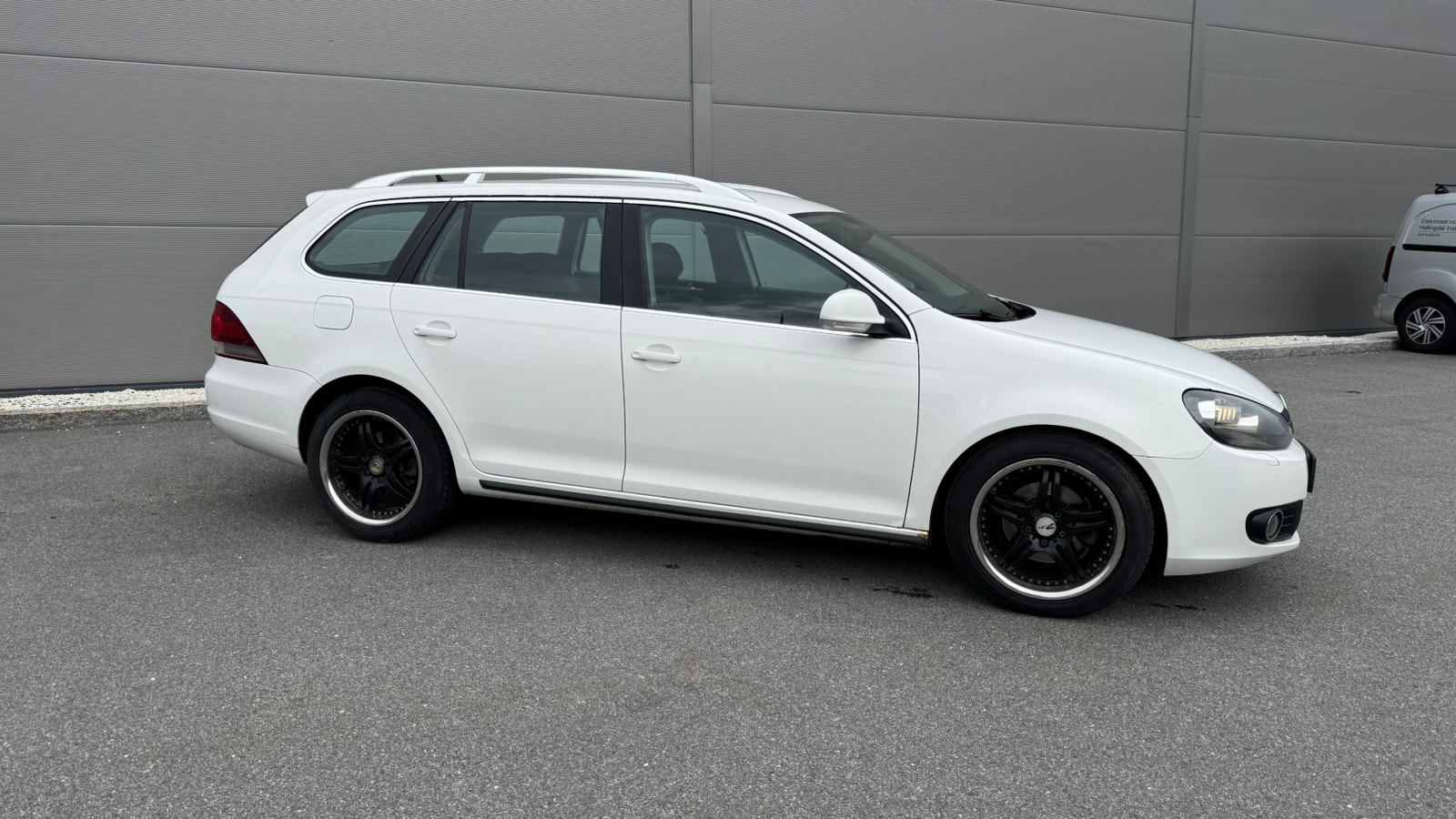 Volkswagen Golf Variant 1.6 TDI DPF DSG Sequential, 7-trins, 105ps, 2010