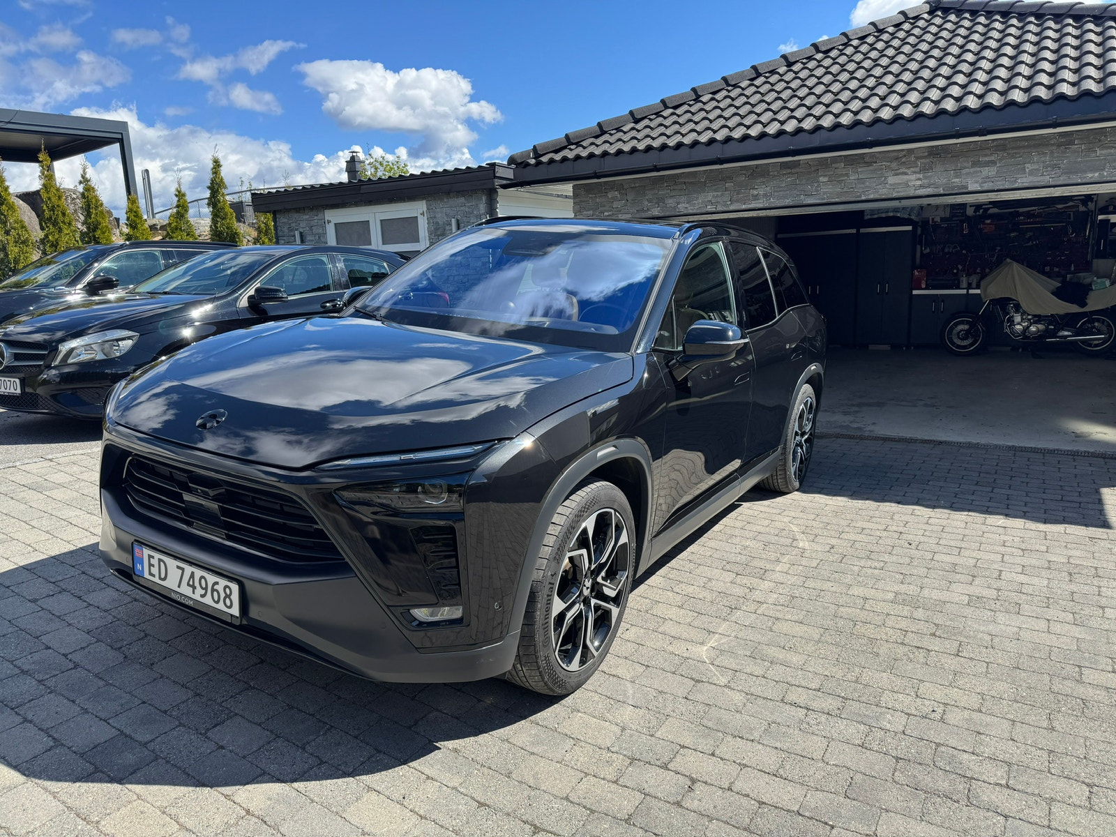 NIO ES8 Long Range, 544hp, 2021