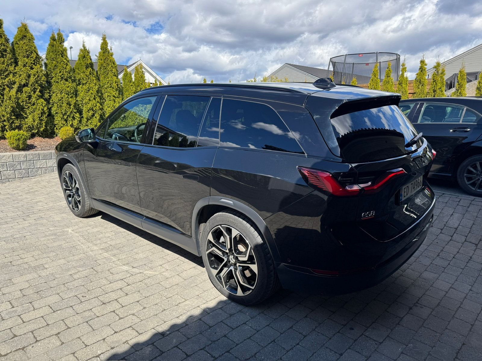 NIO ES8 Long Range, 544hp, 2021