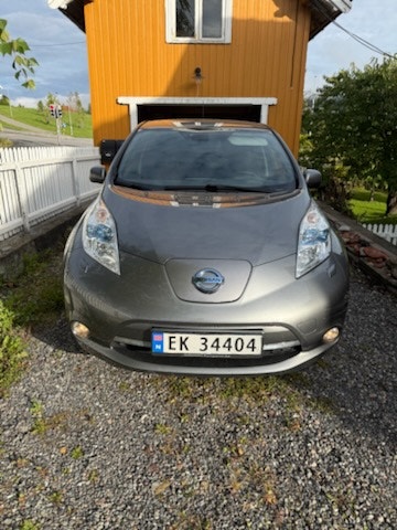 Nissan Leaf 30 kWh, 109hp, 2017