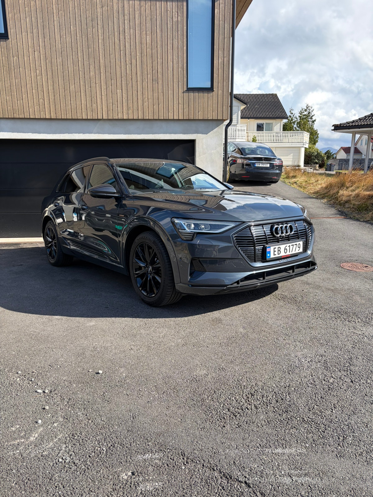 Audi e-tron 50 quattro, 313ps, 2020