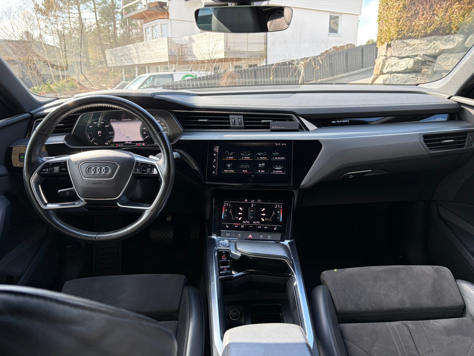 Audi e-tron 50 quattro, 313ps, 2020