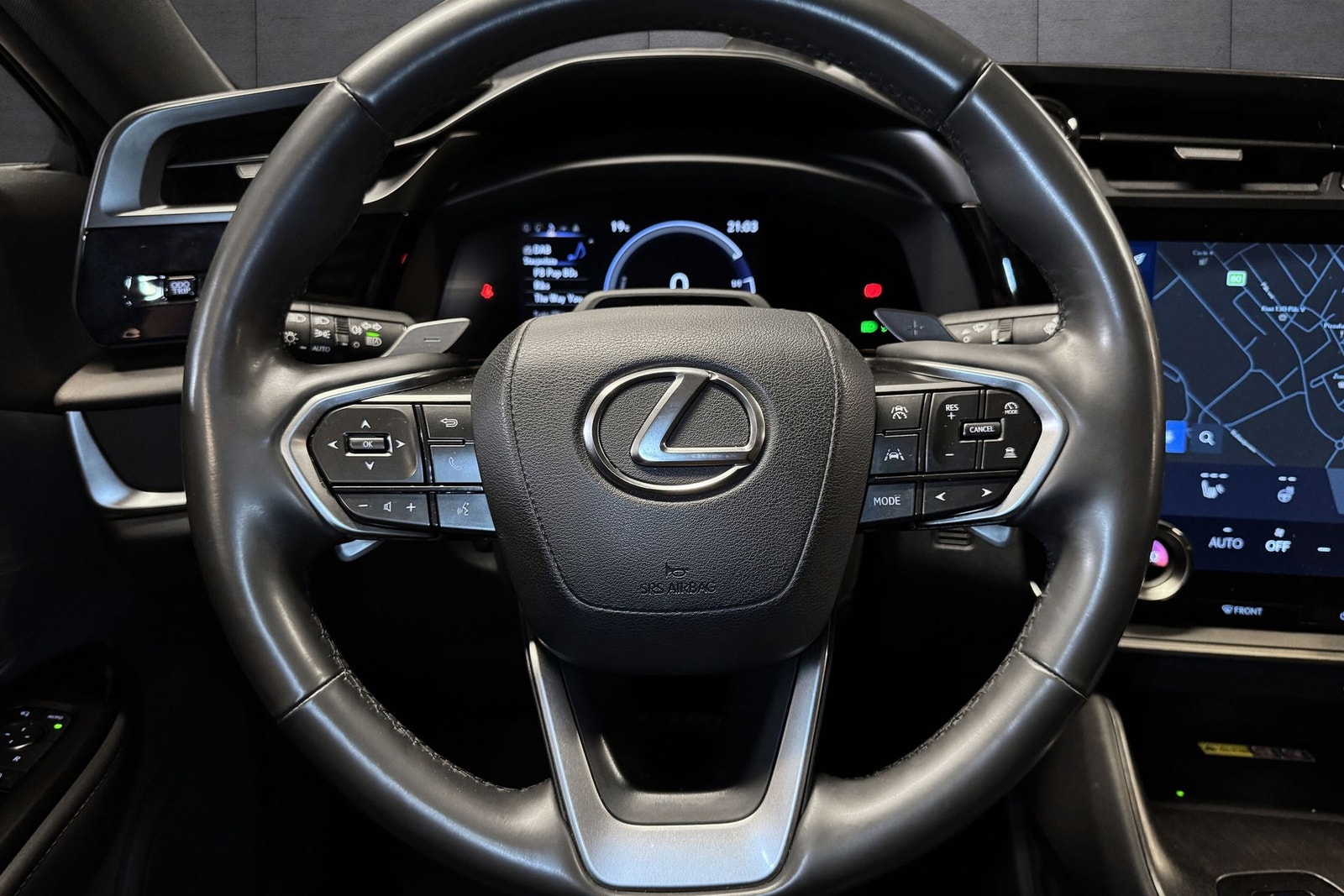 Lexus RZ 450e, 313ps, 2023
