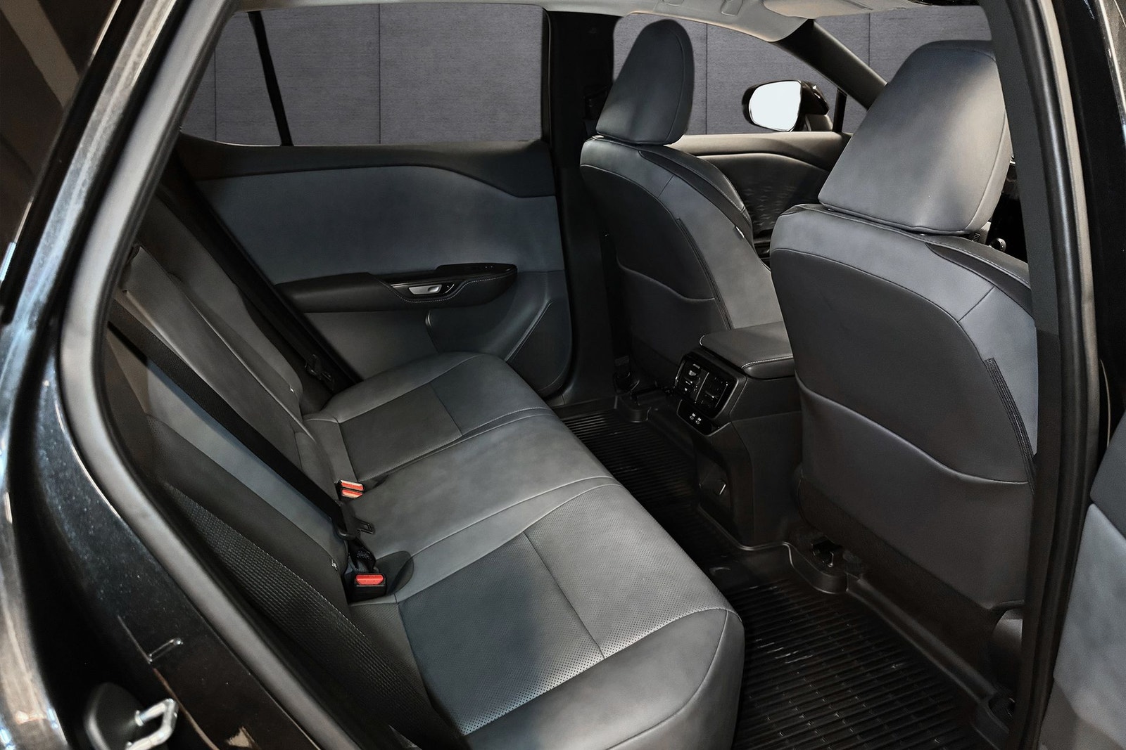 Lexus RZ 450e, 313ps, 2023