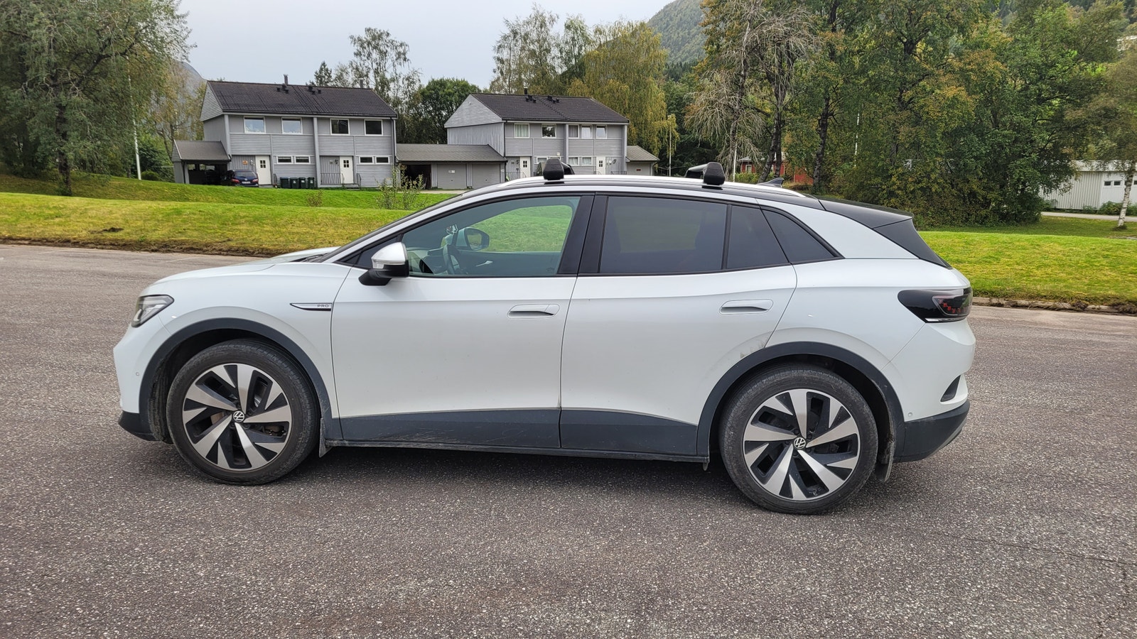 Volkswagen ID.4 Pro Performance, 204ps, 2023