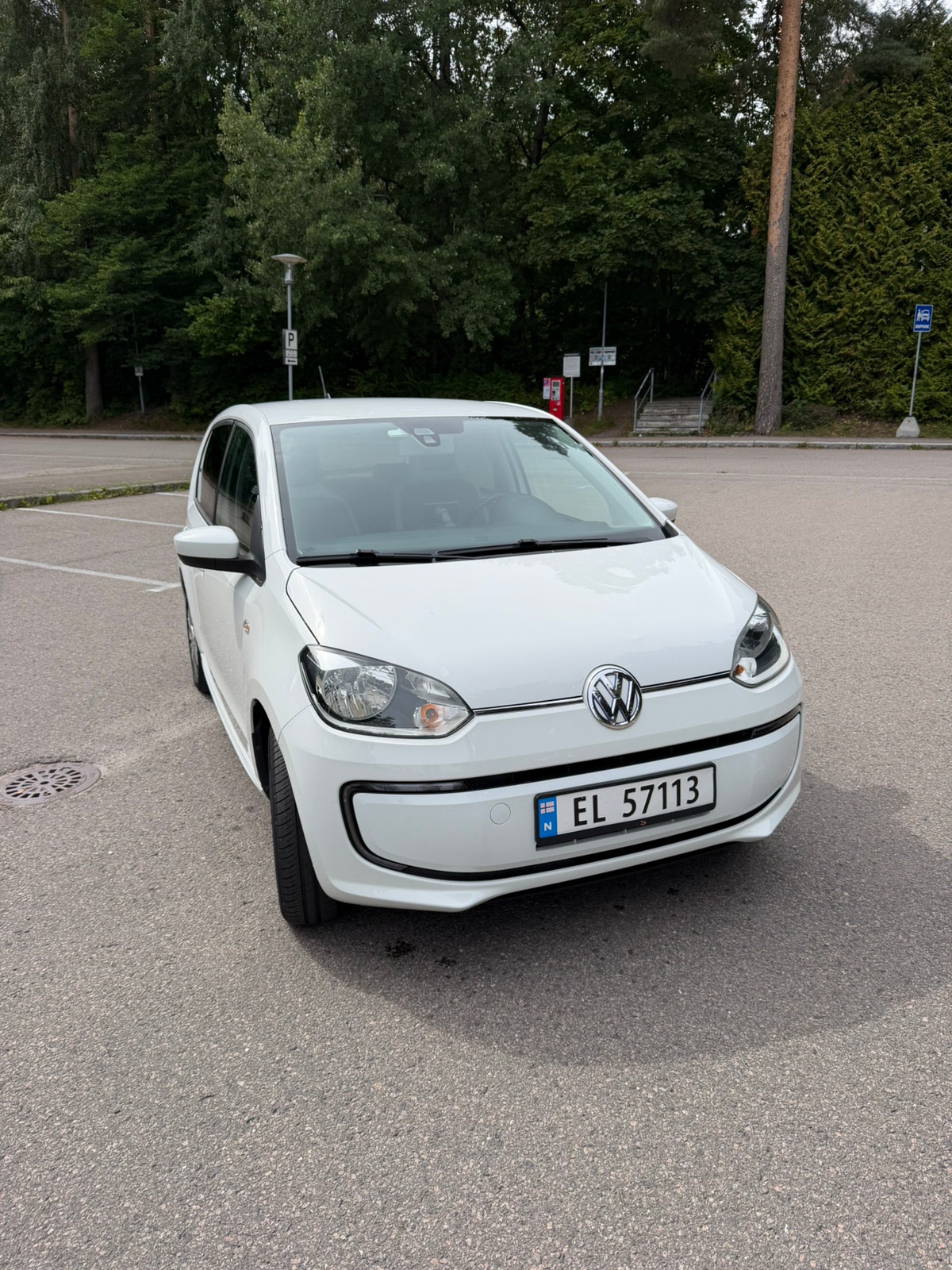 Volkswagen e-up!, 82ps, 2015