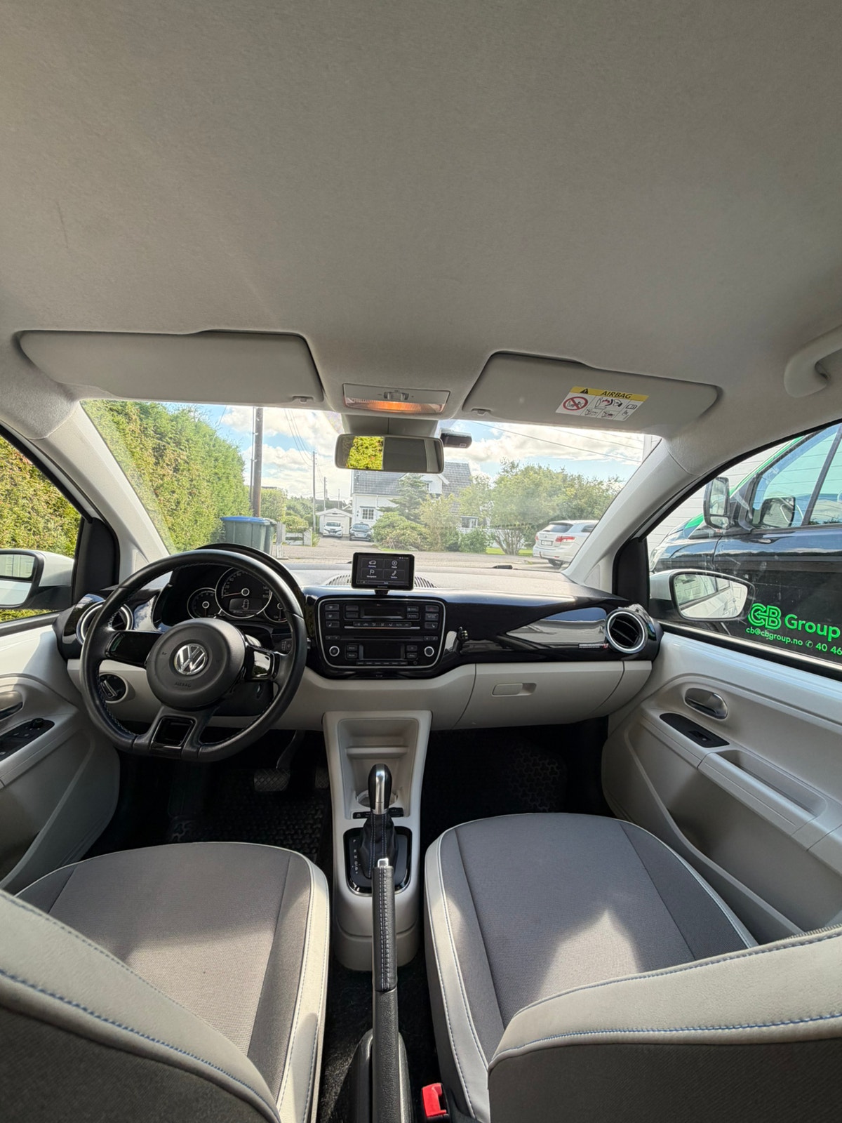 Volkswagen e-up!, 82ps, 2015