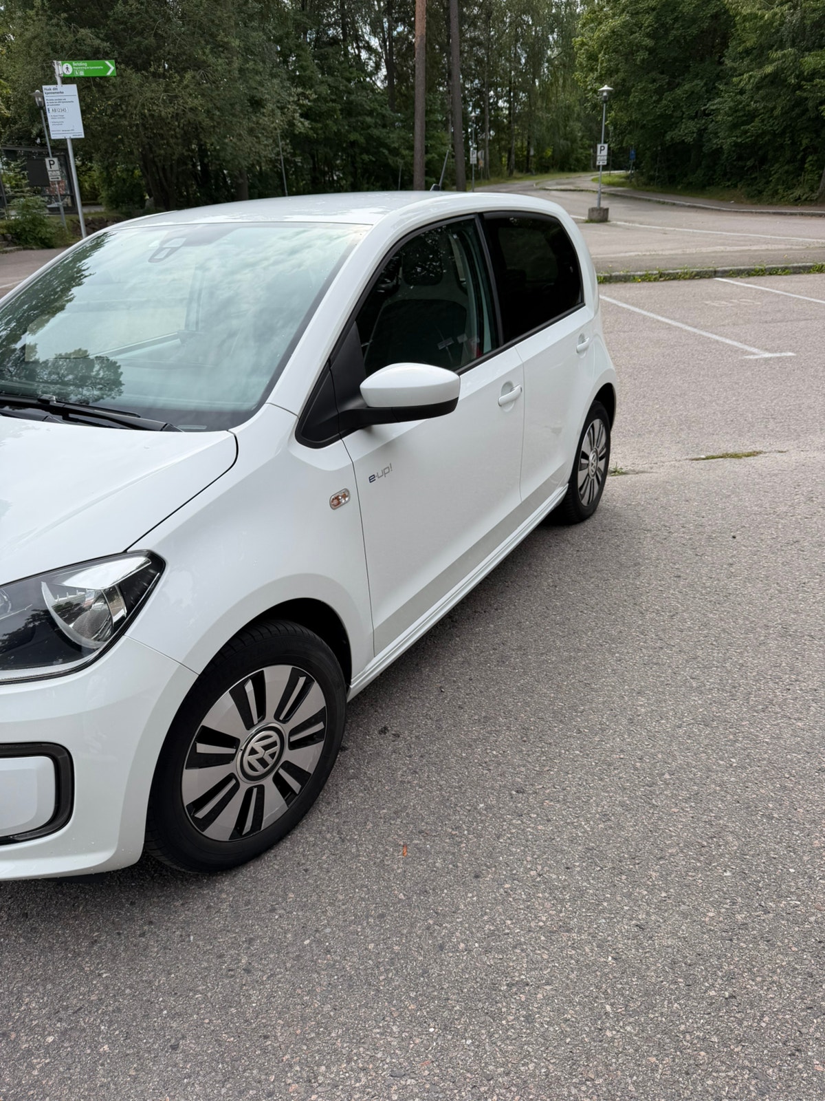 Volkswagen e-up!, 82ps, 2015