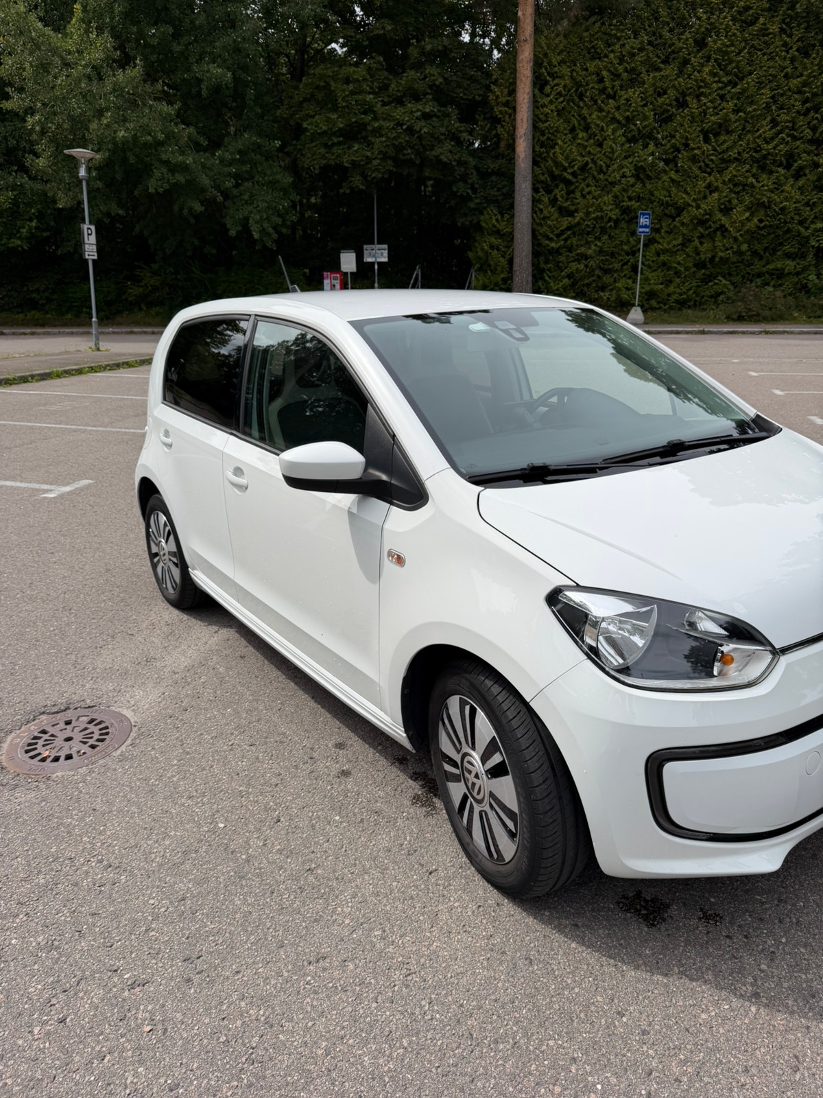 Volkswagen e-up!, 82ps, 2015