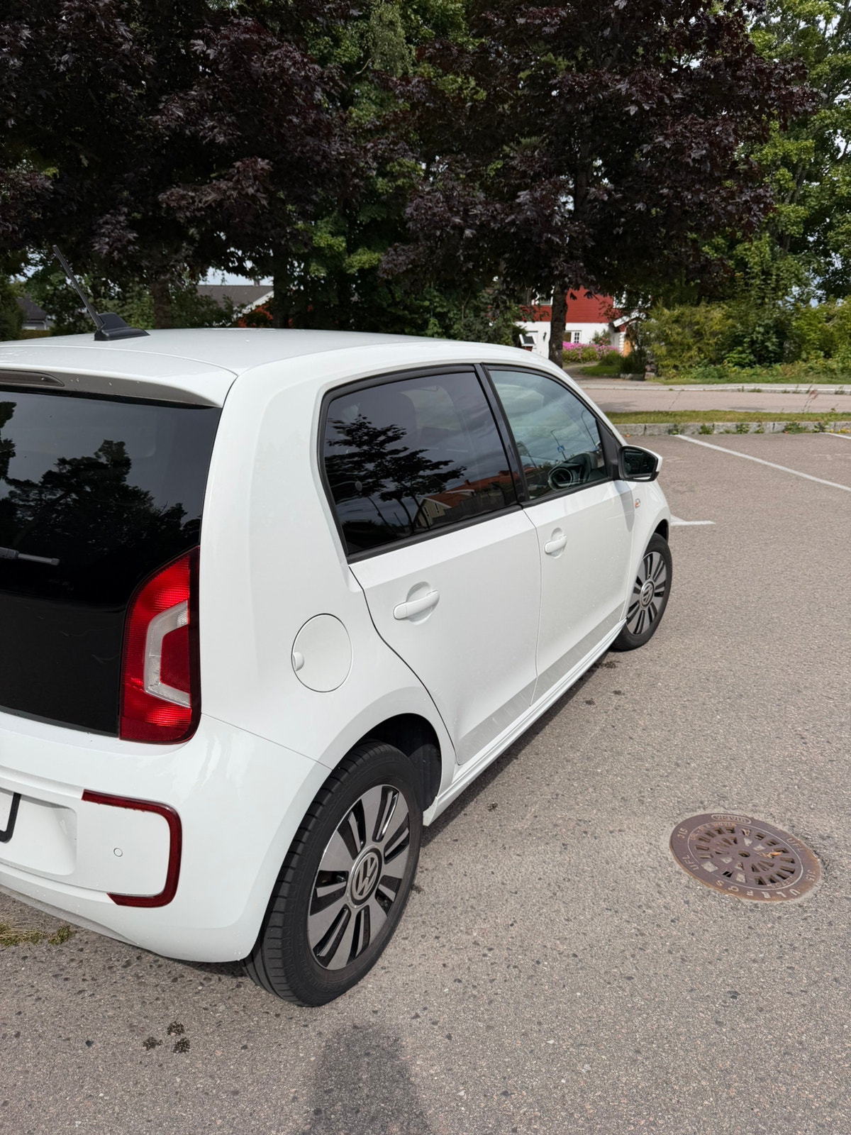 Volkswagen e-up!, 82ps, 2015