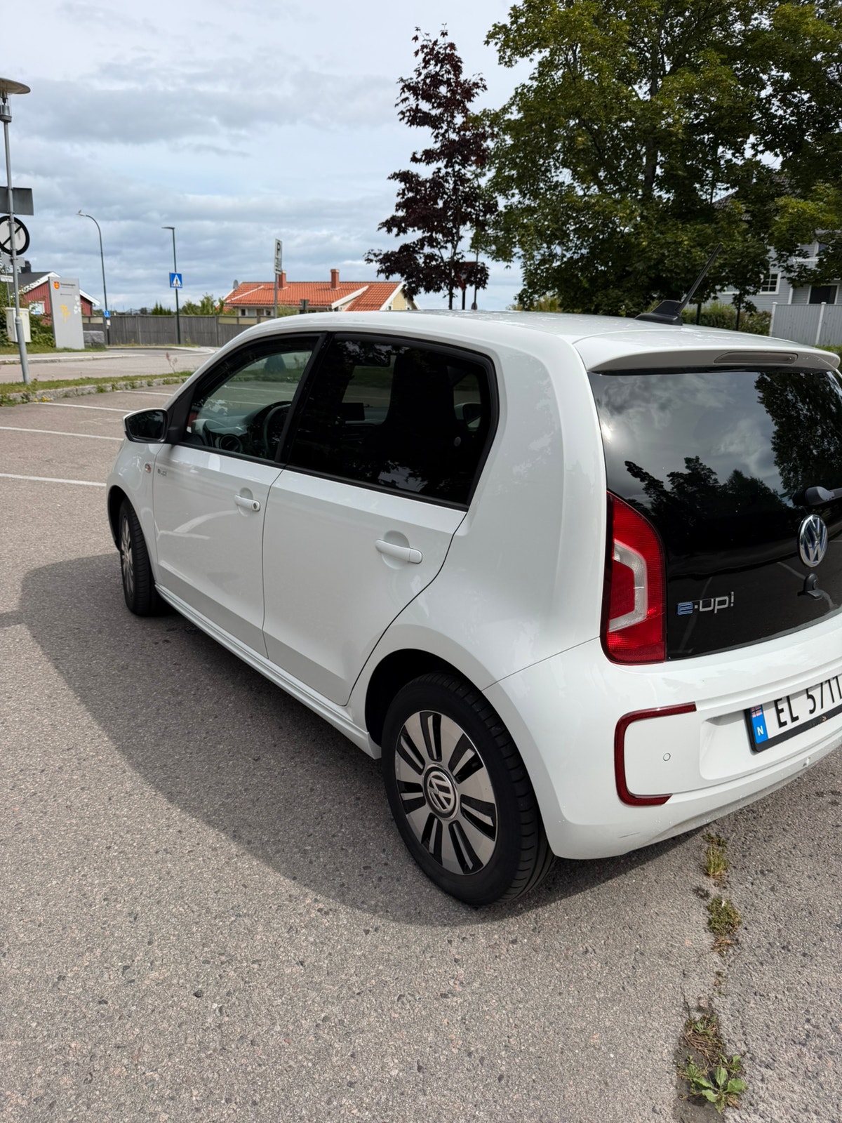 Volkswagen e-up!, 82ps, 2015