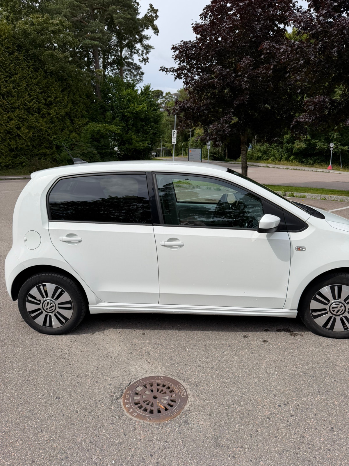 Volkswagen e-up!, 82ps, 2015