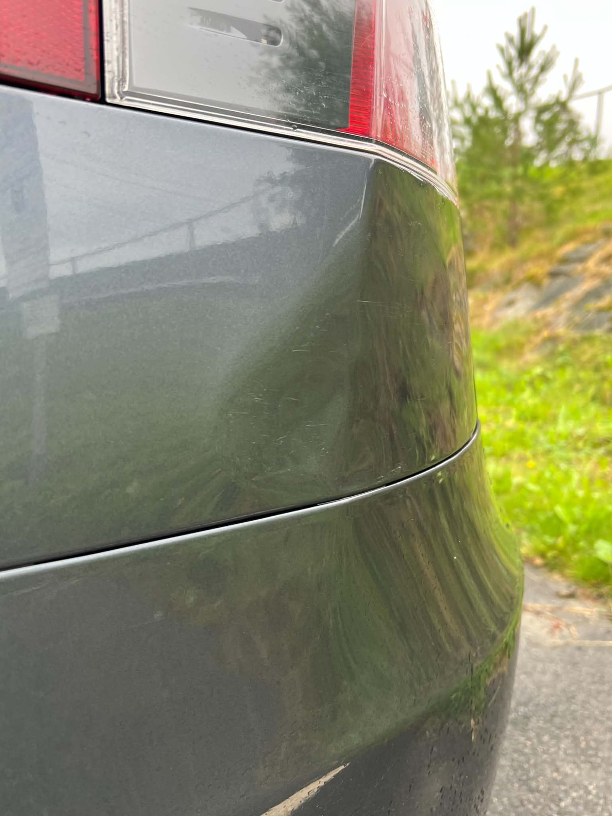 Tesla Model S 85D, 423ps, 2015