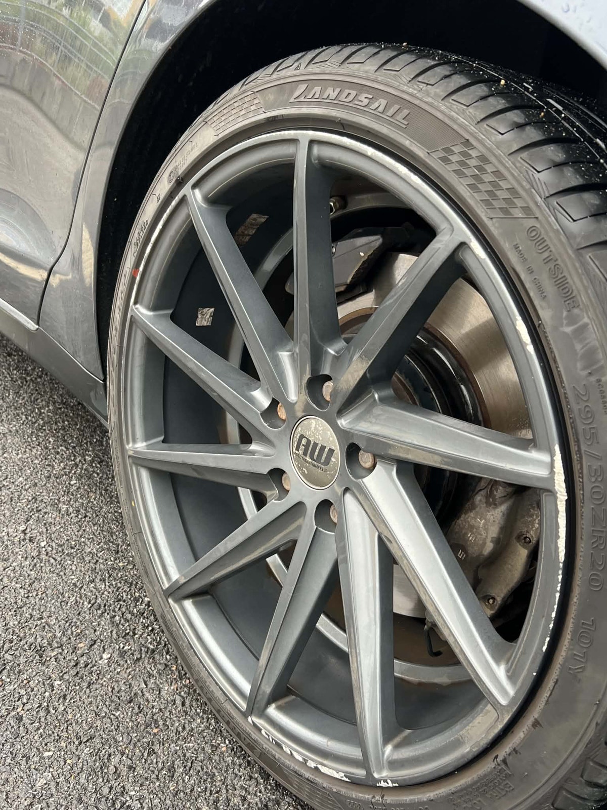 Tesla Model S 85D, 423ps, 2015