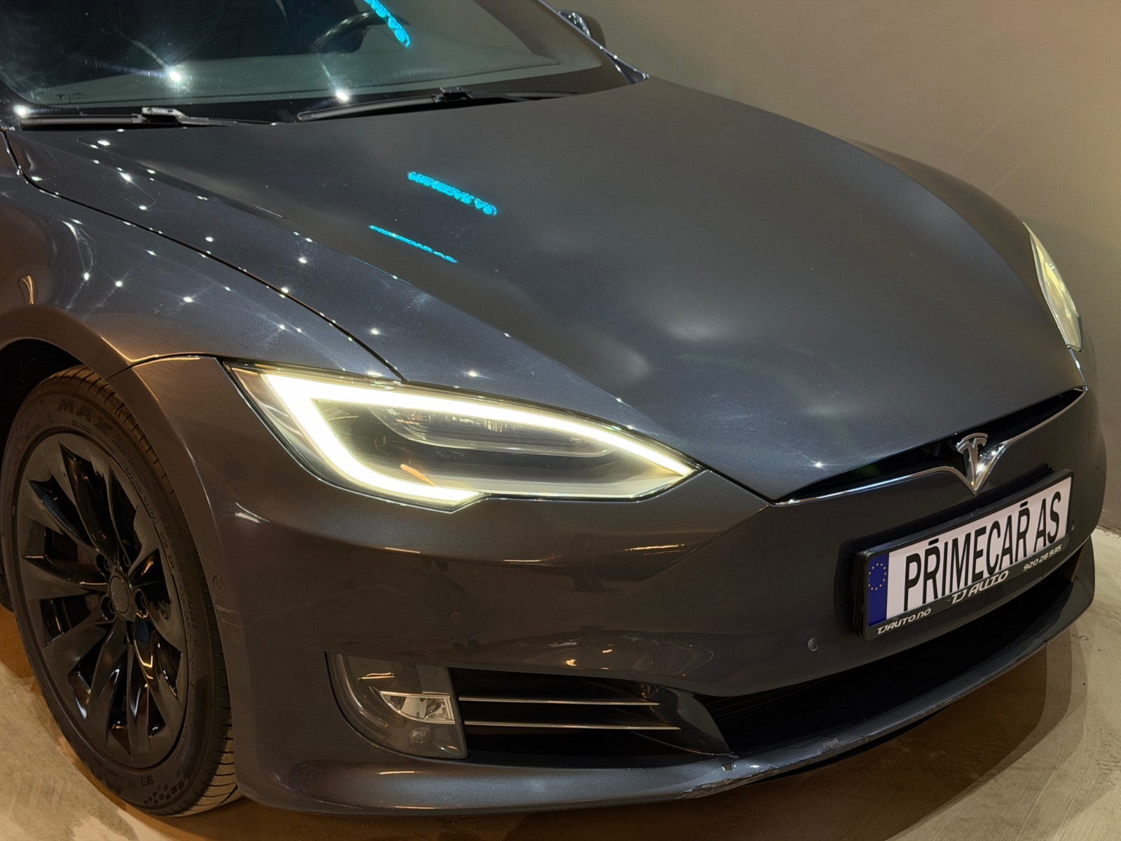 Tesla Model S 75D, 525hp, 2018