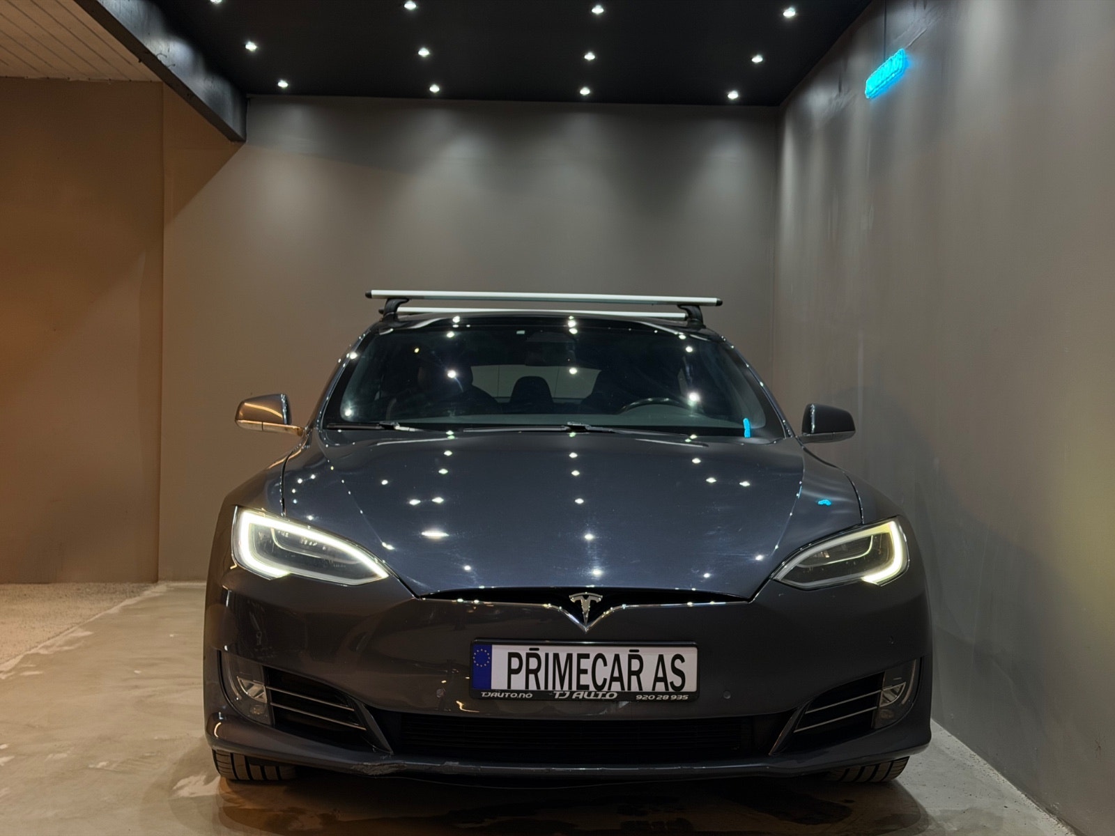 Tesla Model S 75D, 525hp, 2018