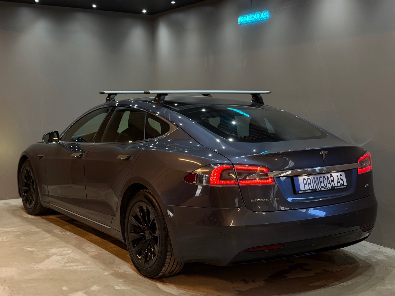 Tesla Model S 75D, 525hp, 2018