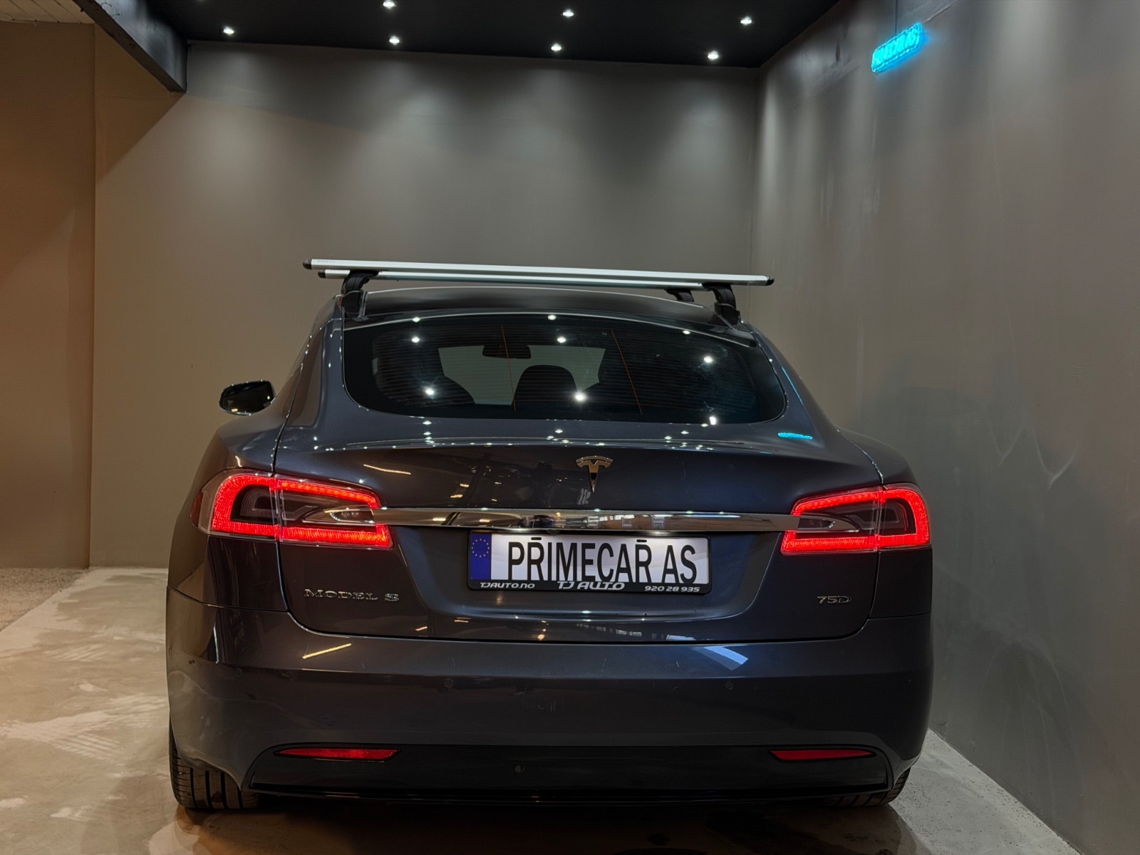 Tesla Model S 75D, 525hp, 2018