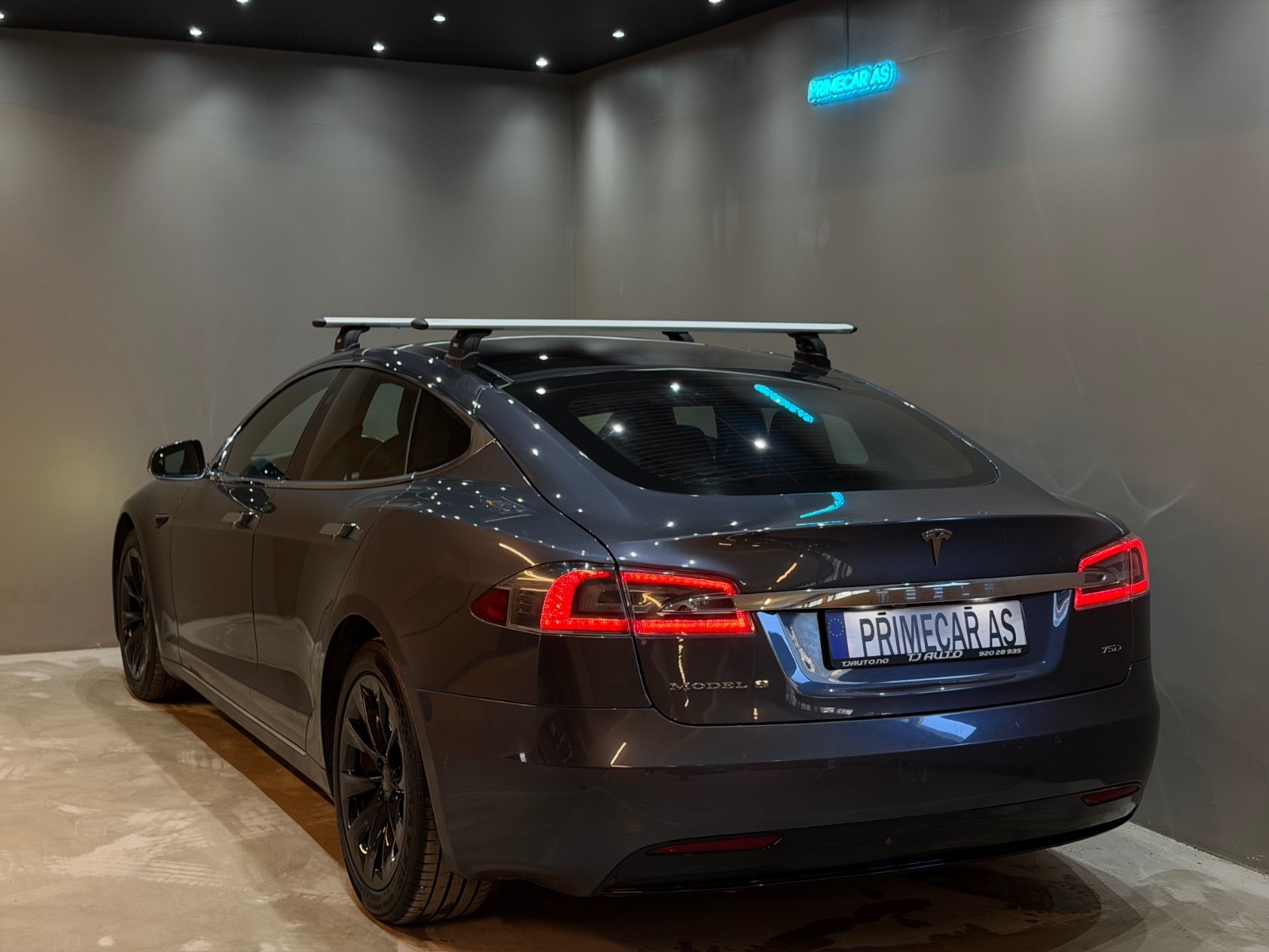 Tesla Model S 75D, 525hp, 2018