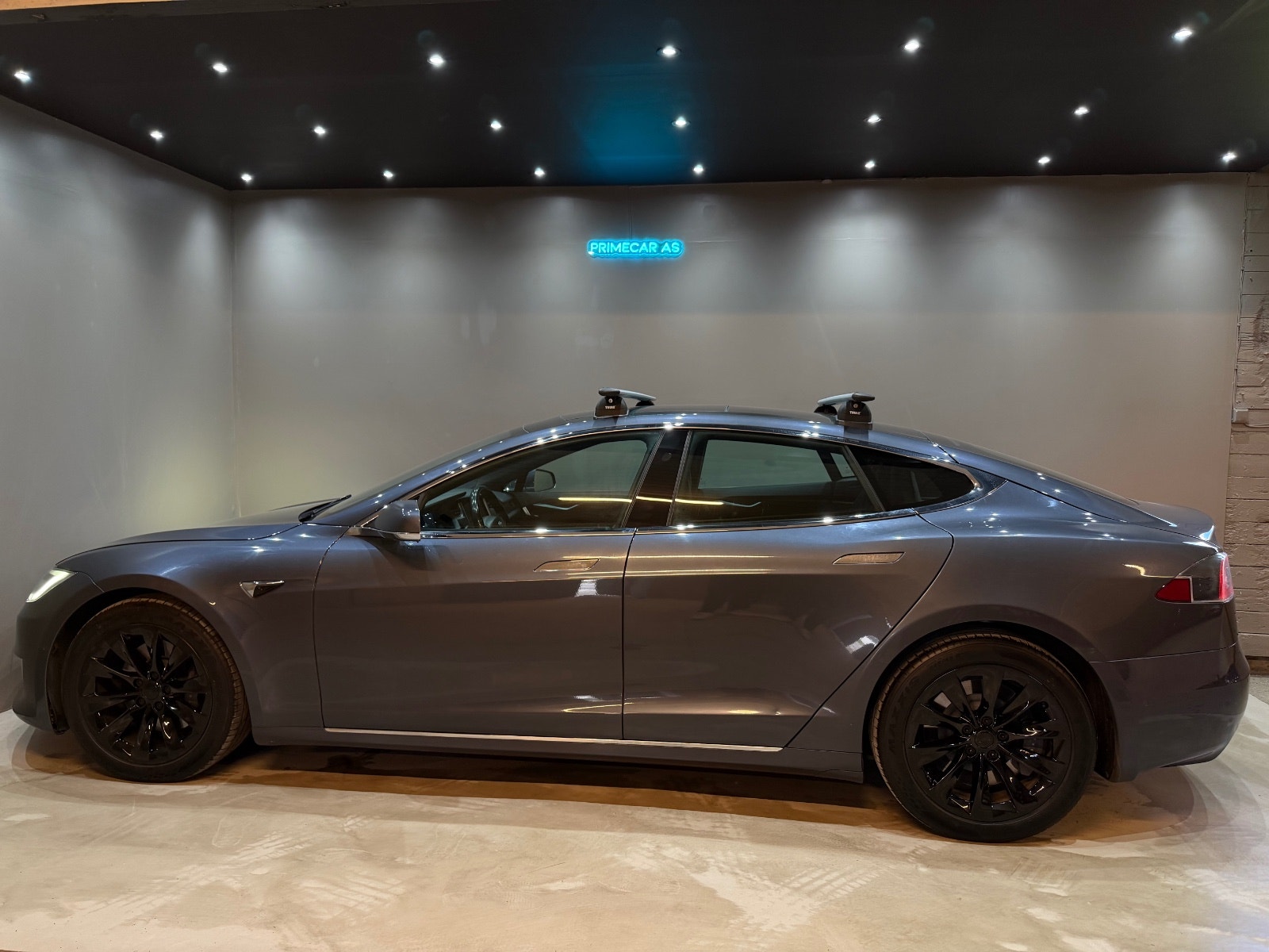 Tesla Model S 75D, 525hp, 2018