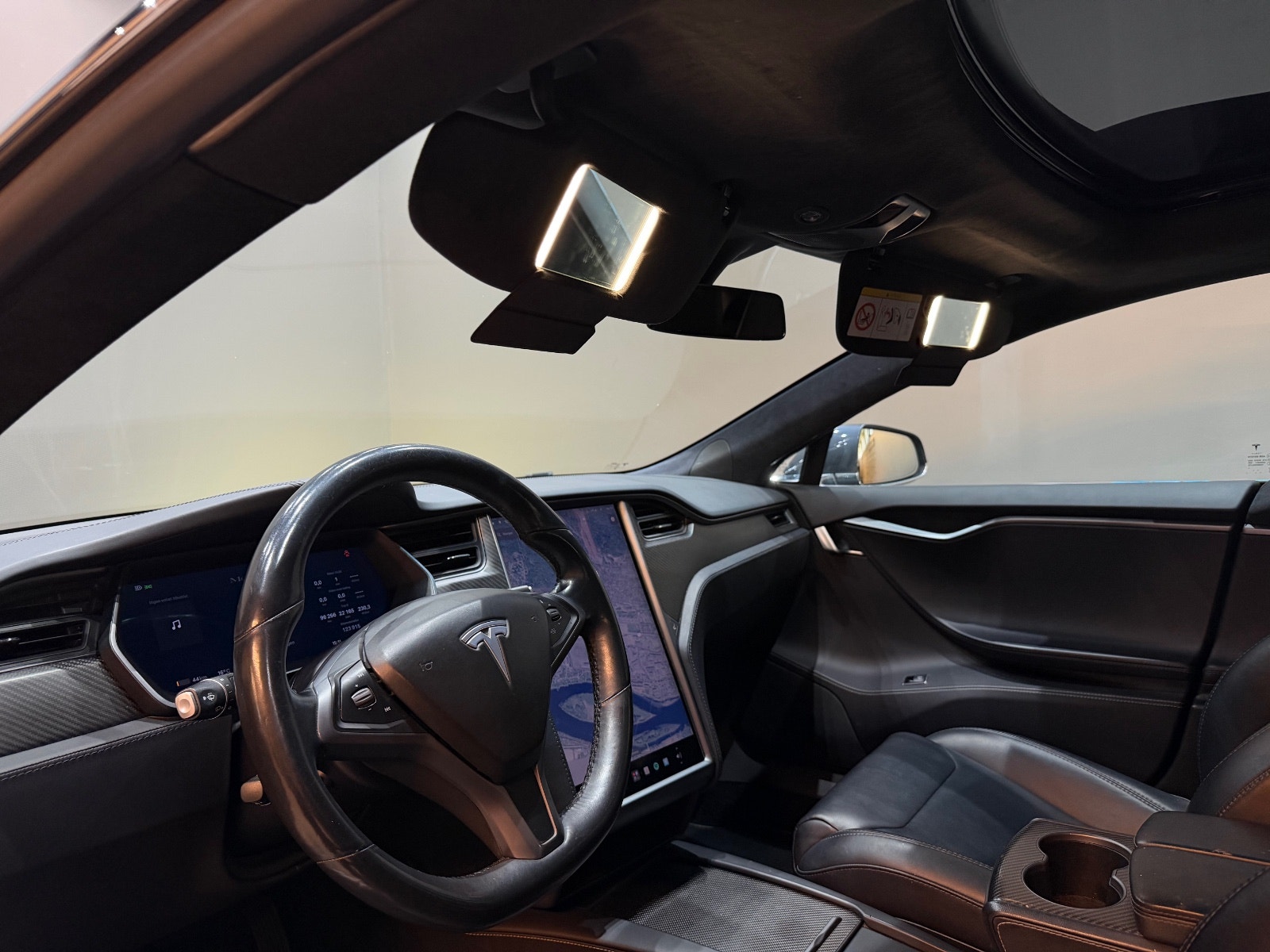 Tesla Model S 75D, 525hp, 2018