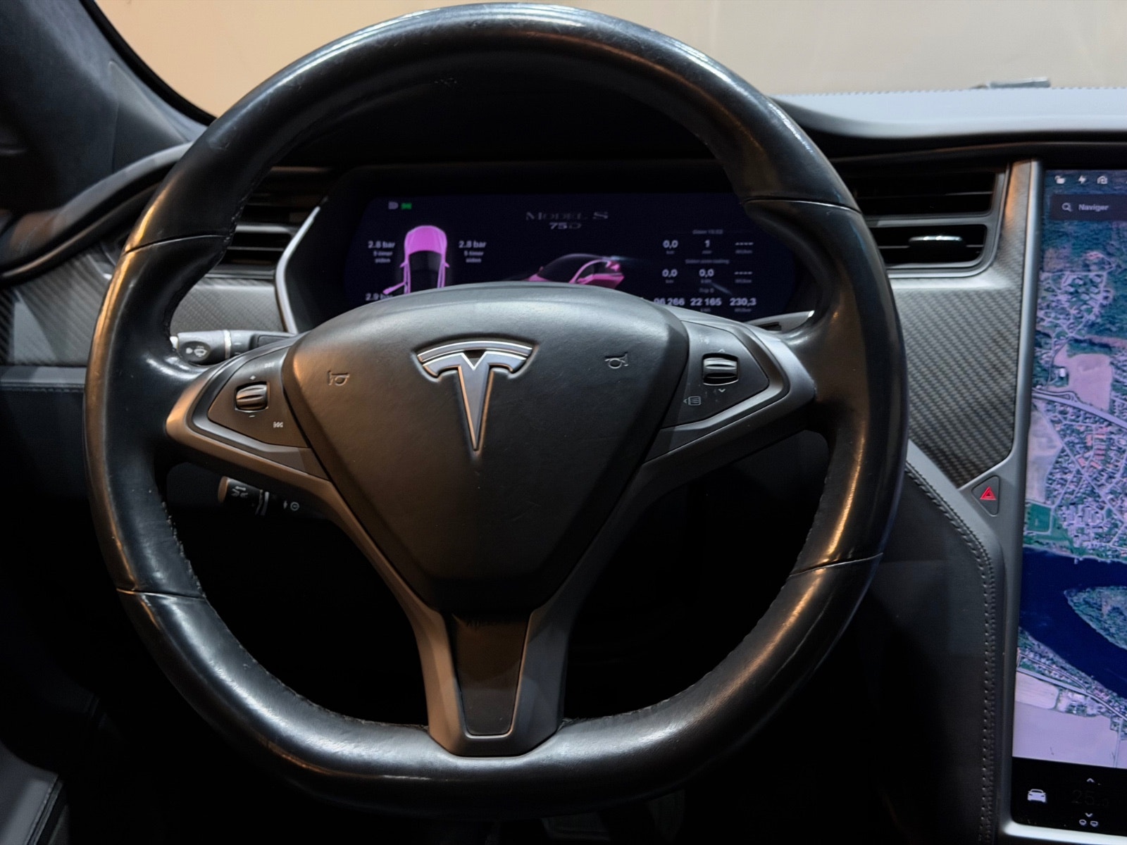 Tesla Model S 75D, 525hp, 2018