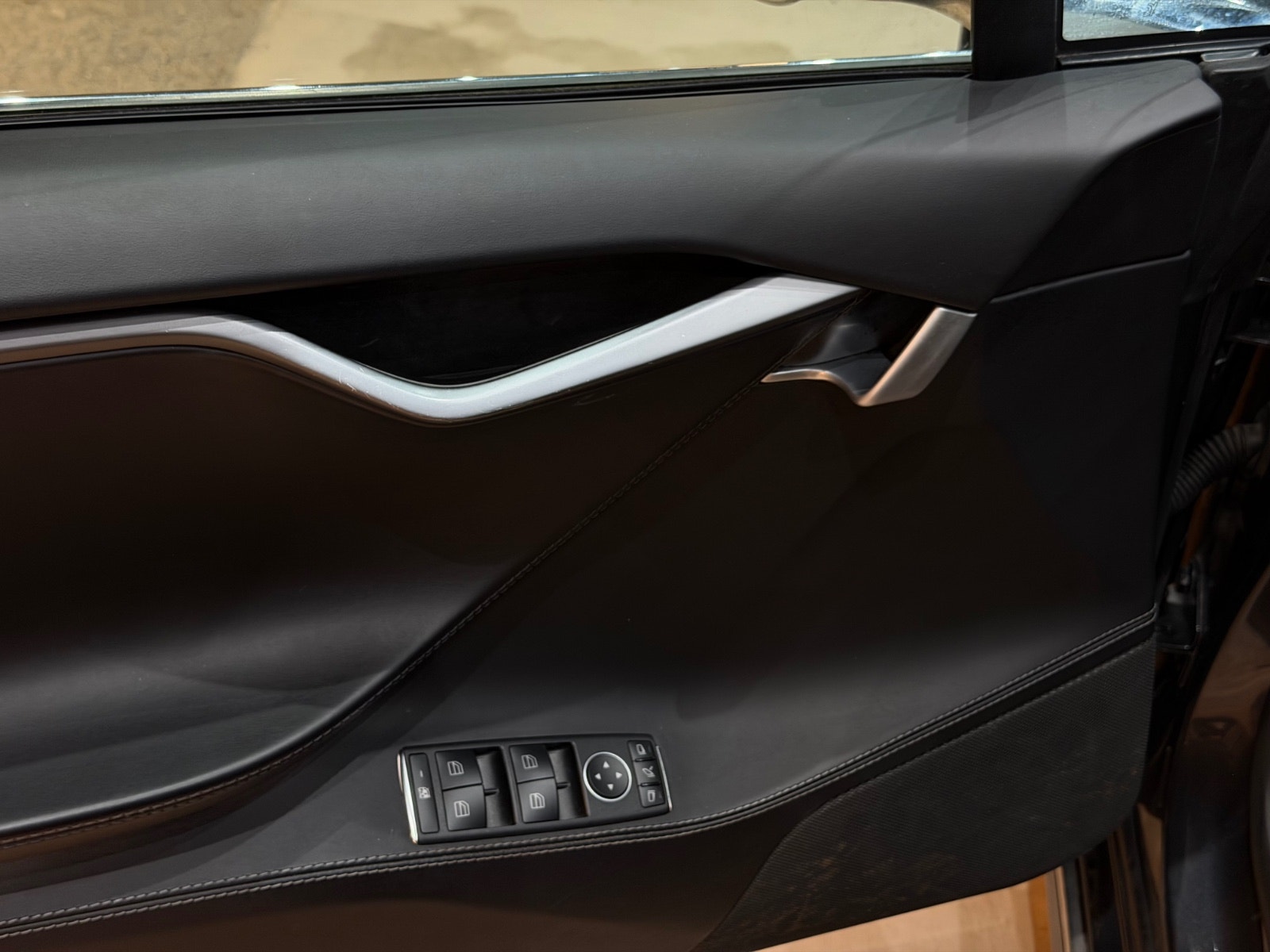 Tesla Model S 75D, 525hp, 2018