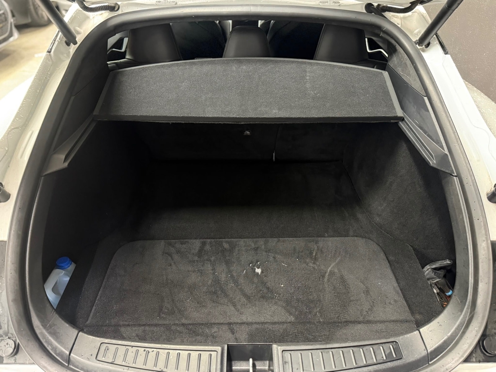 Tesla Model S 90D, 423ps, 2017