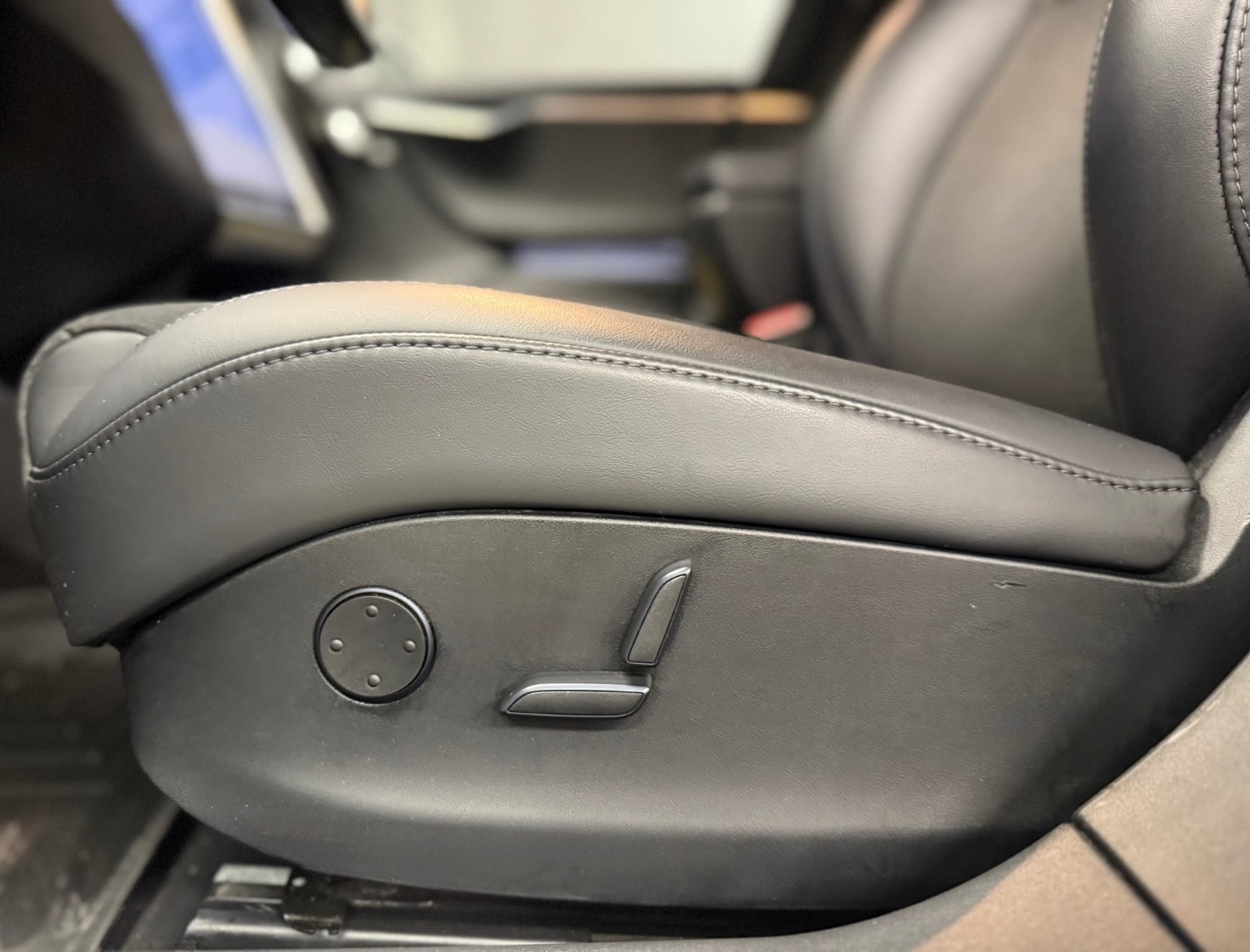 Tesla Model S 90D, 423ps, 2017