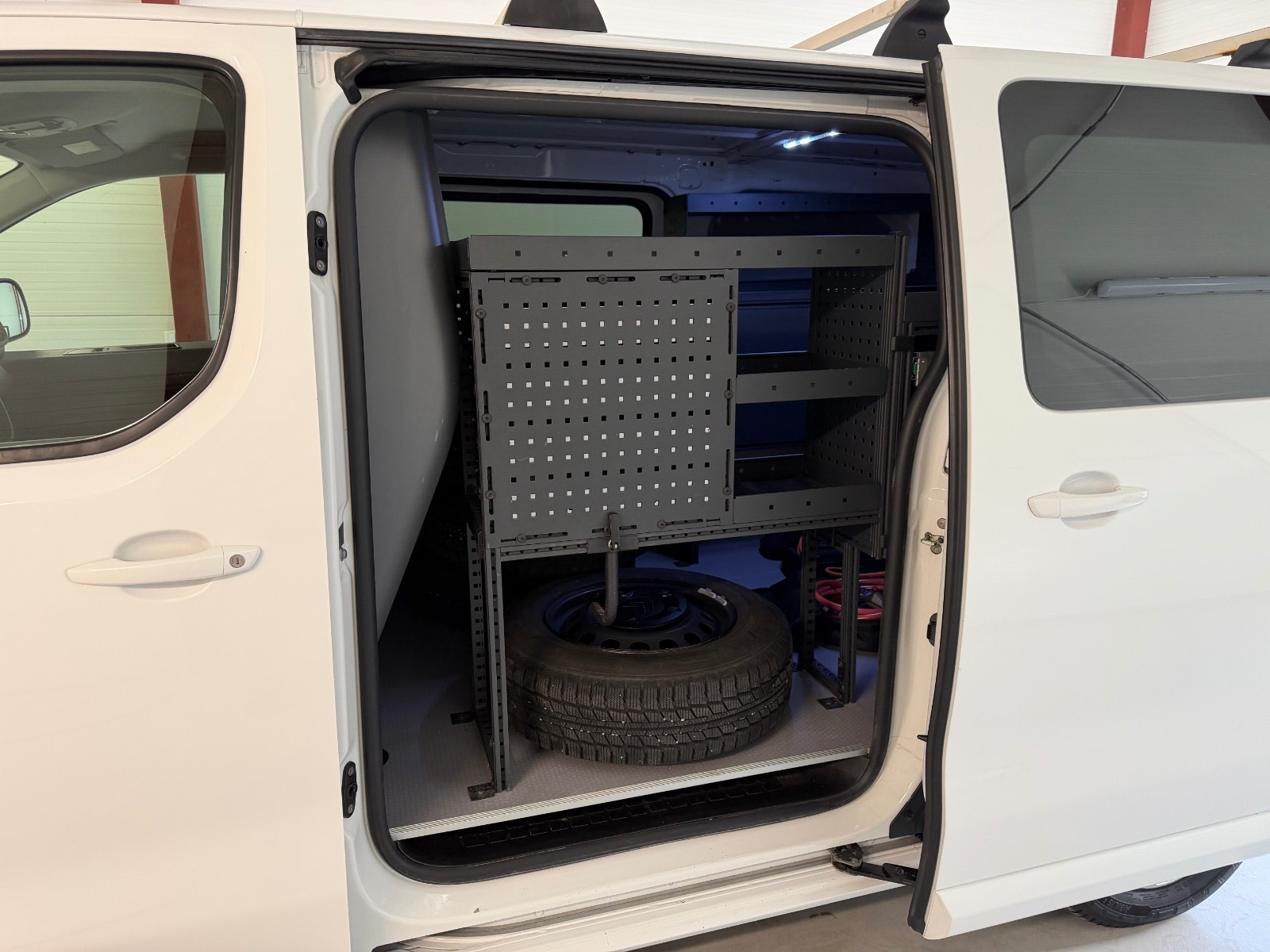Citroën ë-Jumpy 75, 136ps, 2021