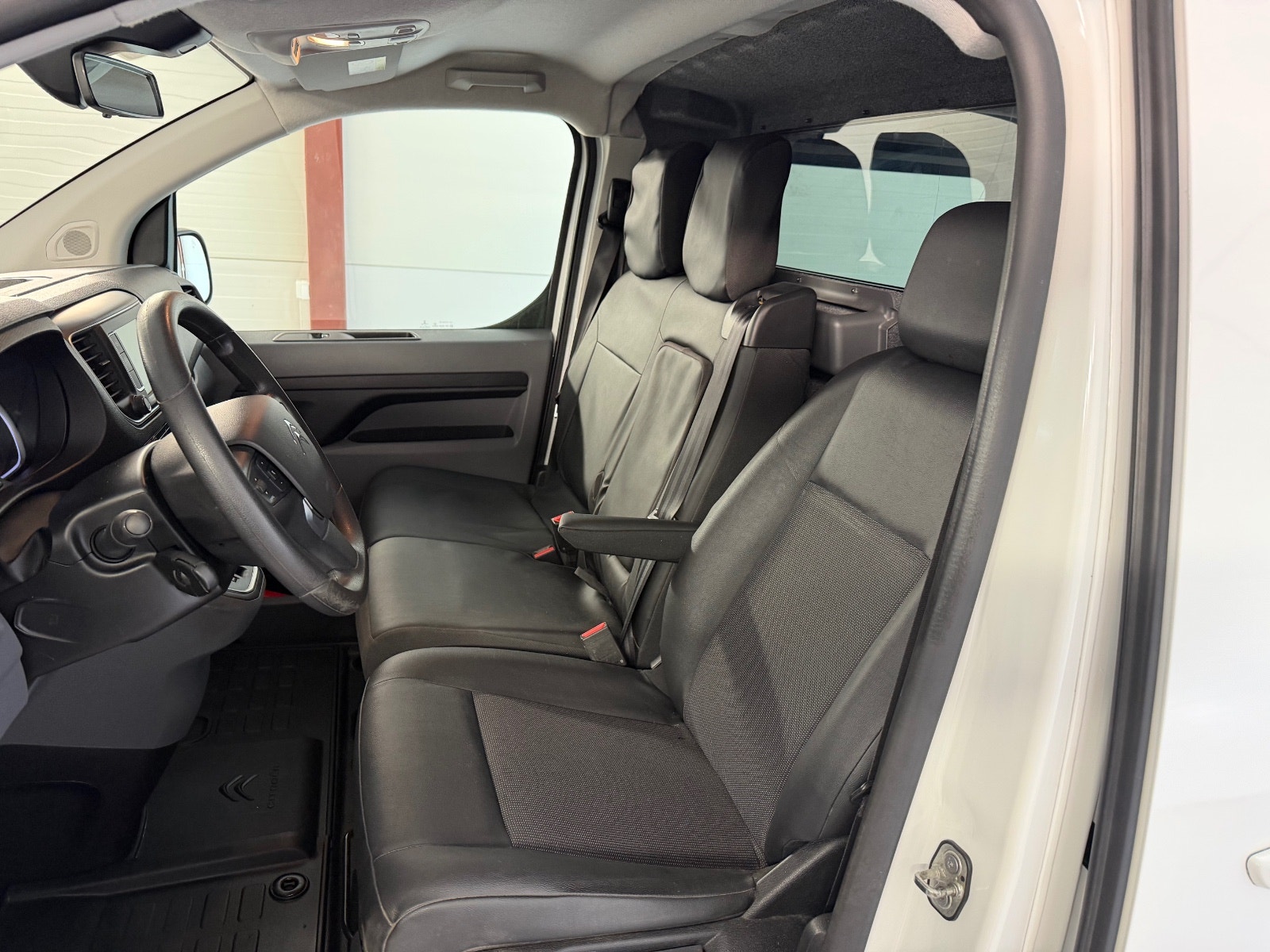 Citroën ë-Jumpy 75, 136ps, 2021