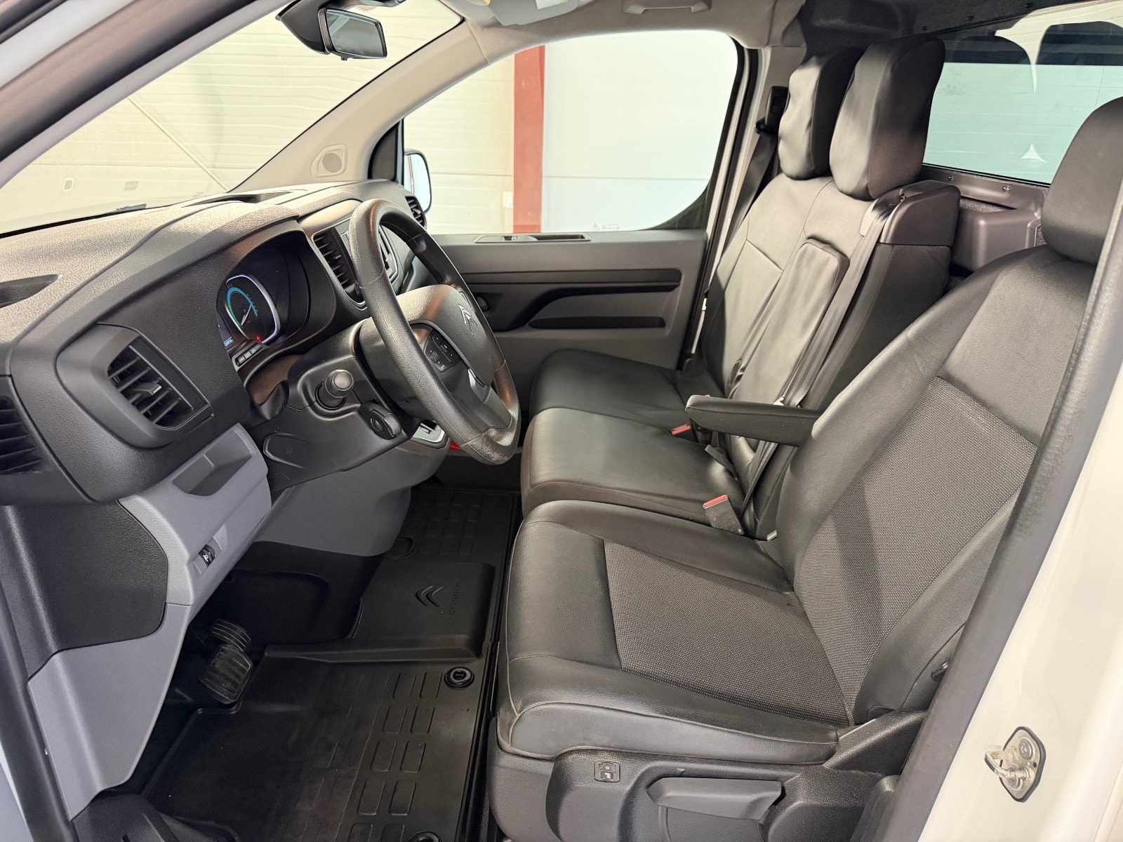 Citroën ë-Jumpy 75, 136ps, 2021