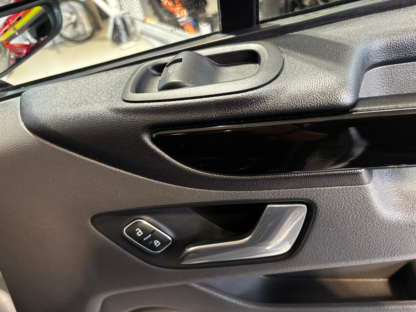 Ford Transit Custom 300 2.0 EcoBlue SelectShift, 6-trins, 170ps, 2021