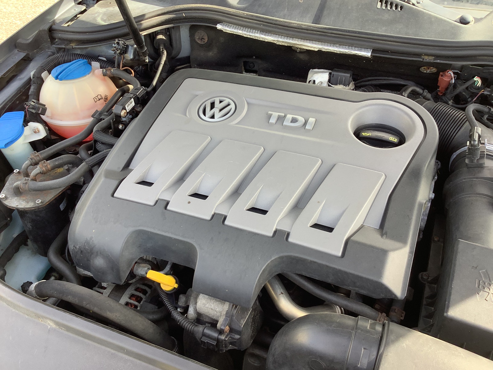 Volkswagen Passat Variant 2.0 TDI DPF BMT Manual, 6-trins, 140ps, 2014