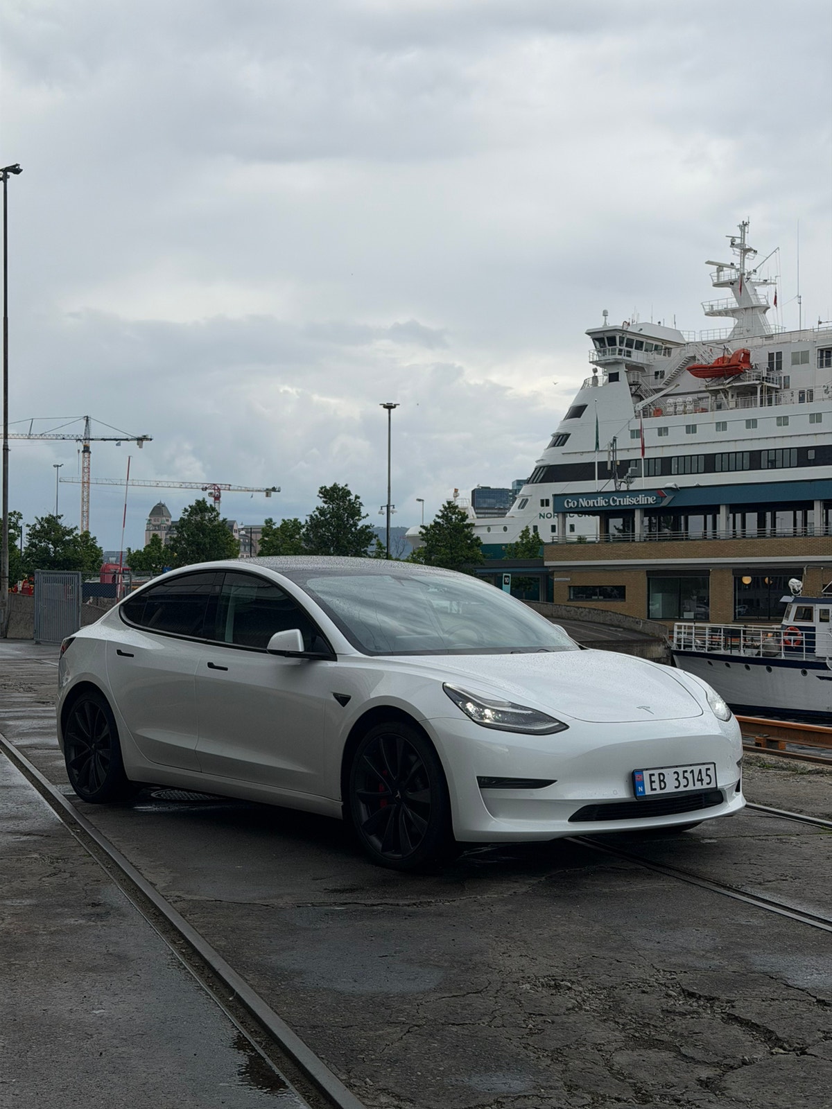 Tesla Model 3 Performance, 513hk, 2020