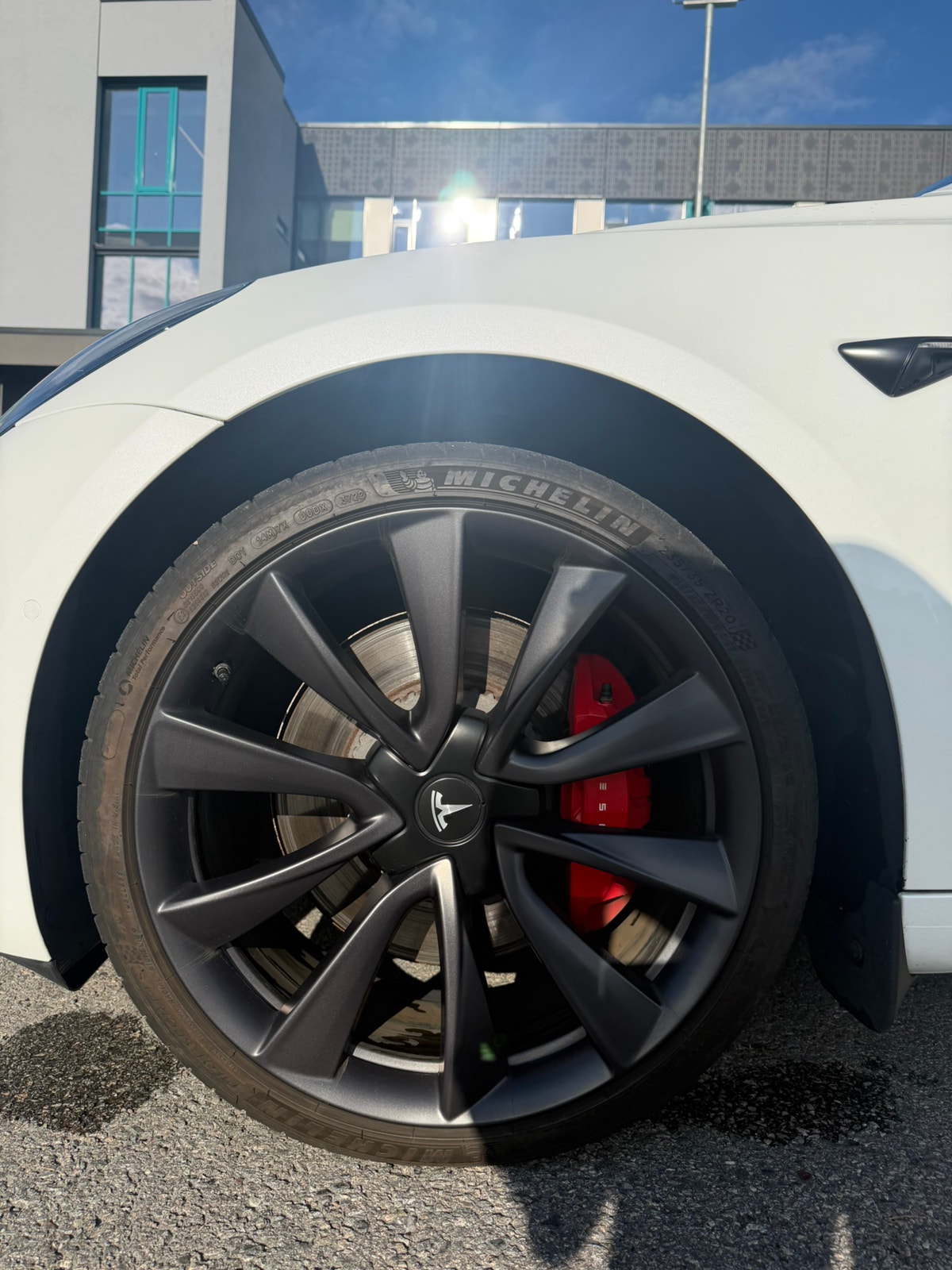 Tesla Model 3 Performance, 513hk, 2020