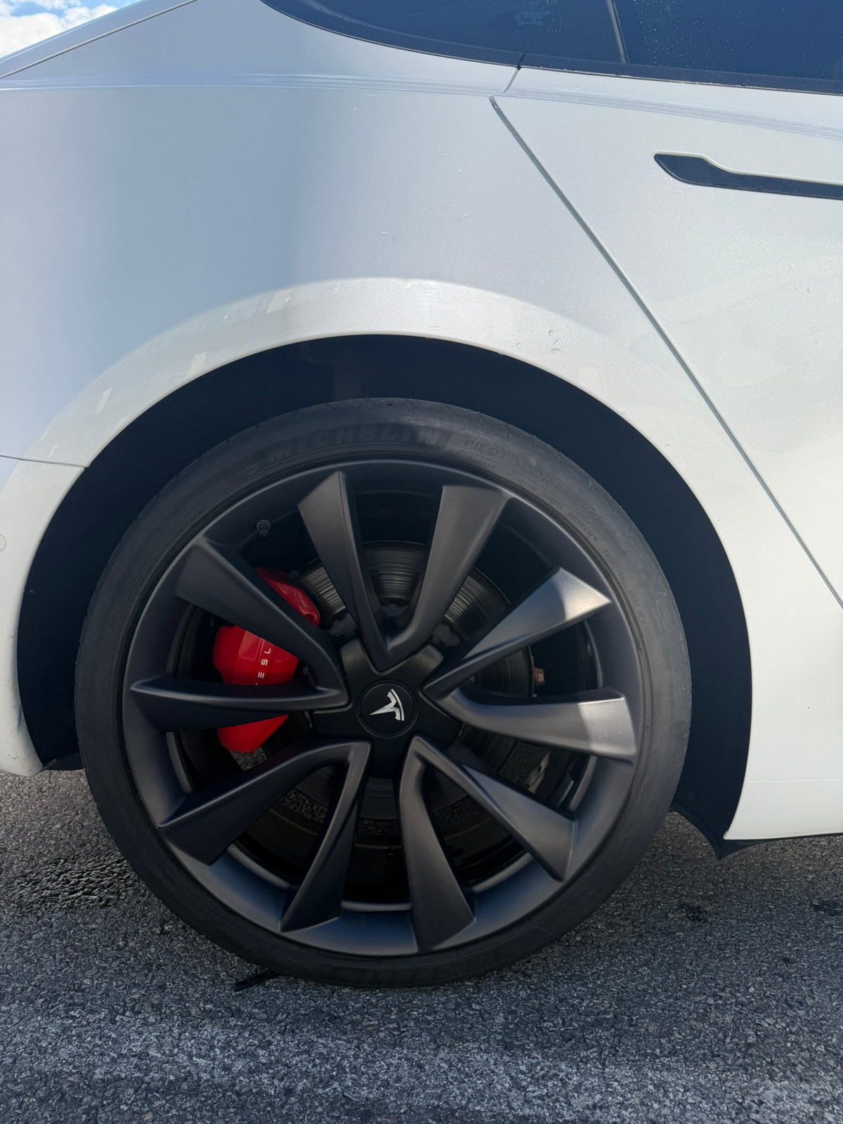 Tesla Model 3 Performance, 513hk, 2020