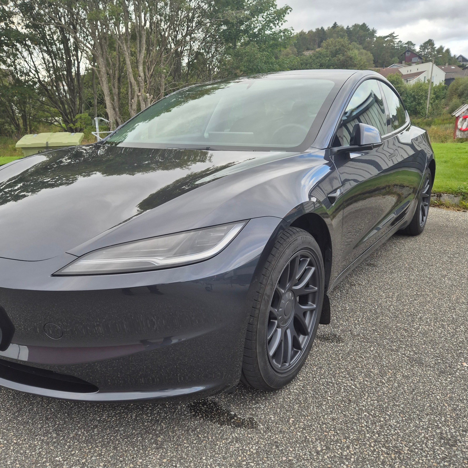 Tesla Model 3 Standard Range, 283hp, 2024