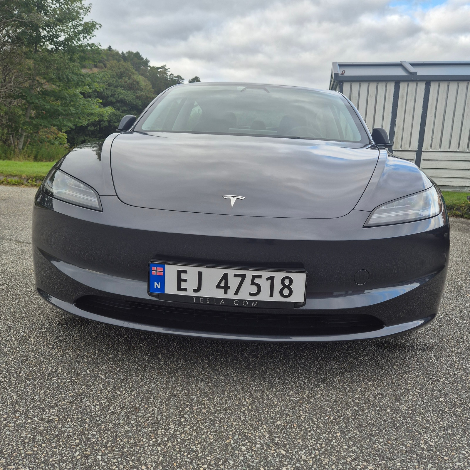 Tesla Model 3 Standard Range, 283hp, 2024